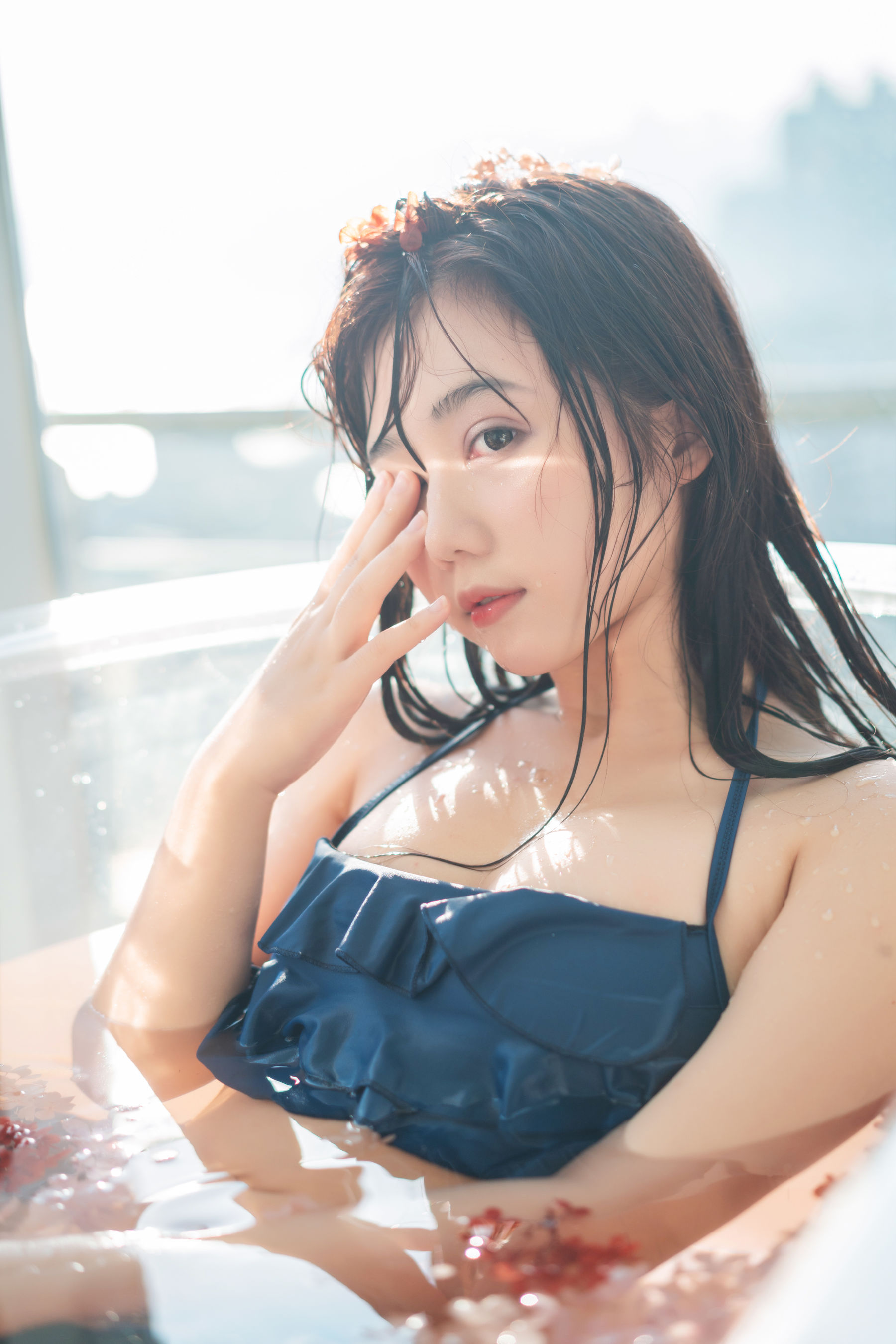 微博福利姬镜酱 私奔之泳衣 Cosplay-第41张