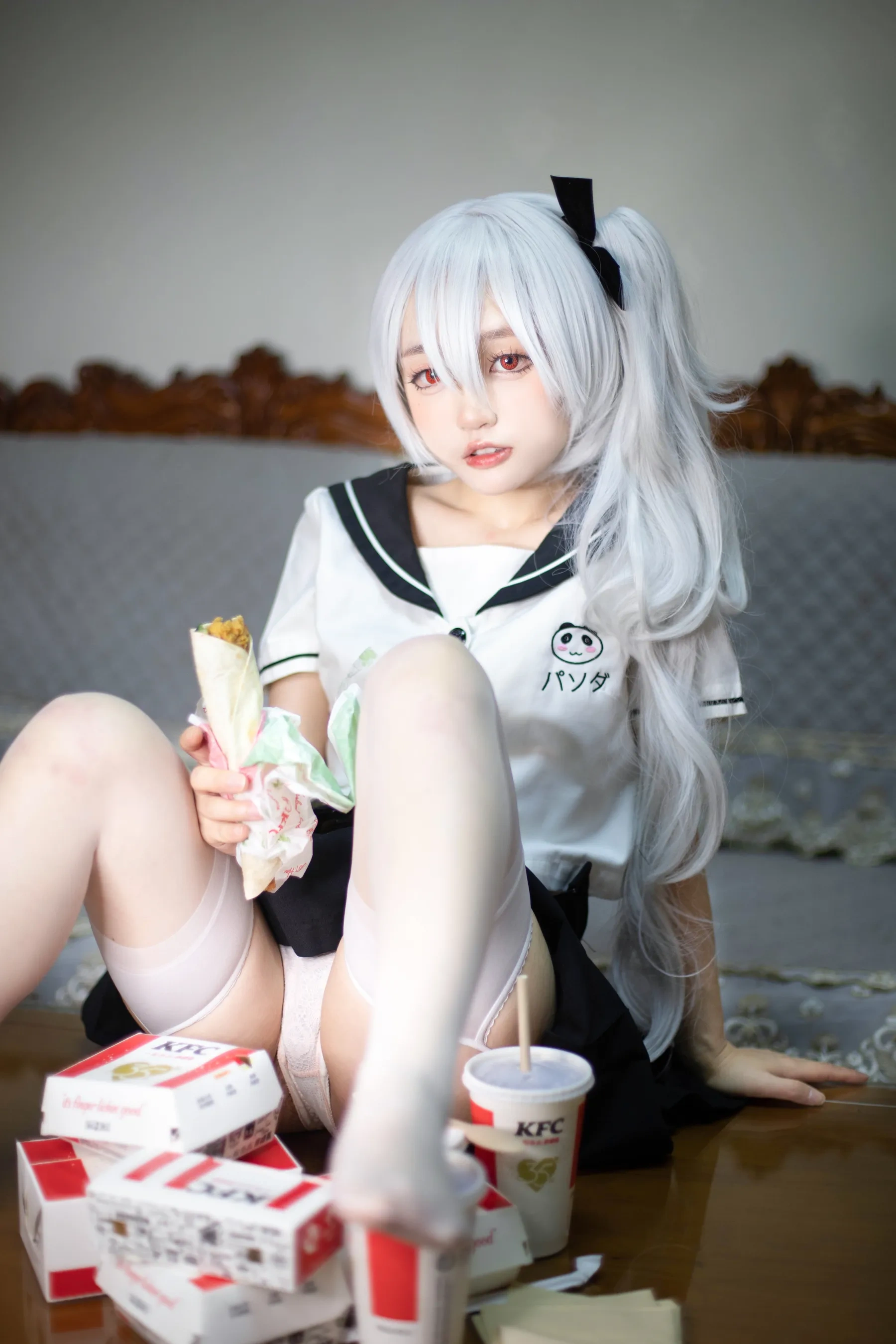 神沢永莉 – 疯狂星期四 Cosplay-第3张