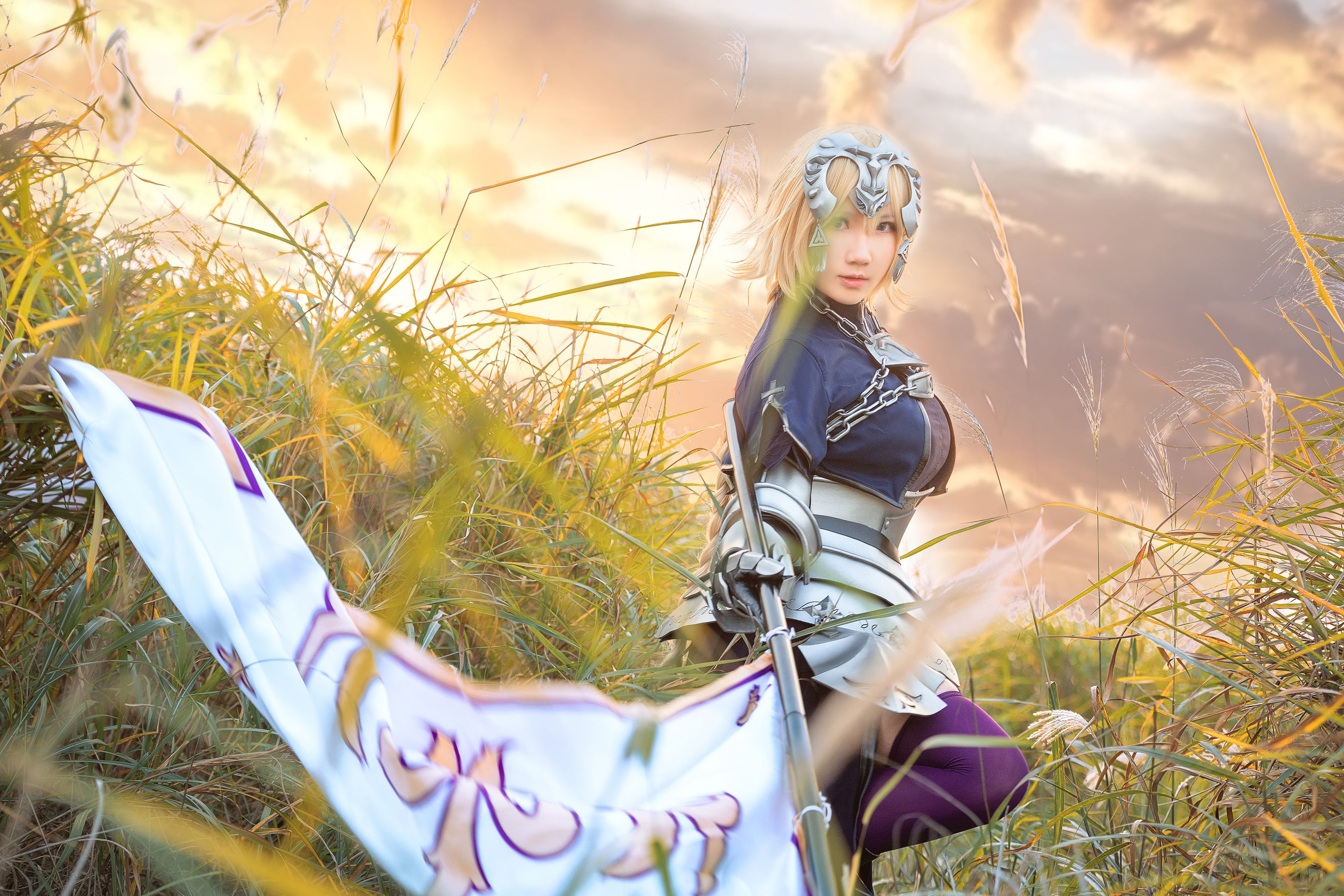 微肉感萌妹是本末末 – 贞德 Cosplay-第6张