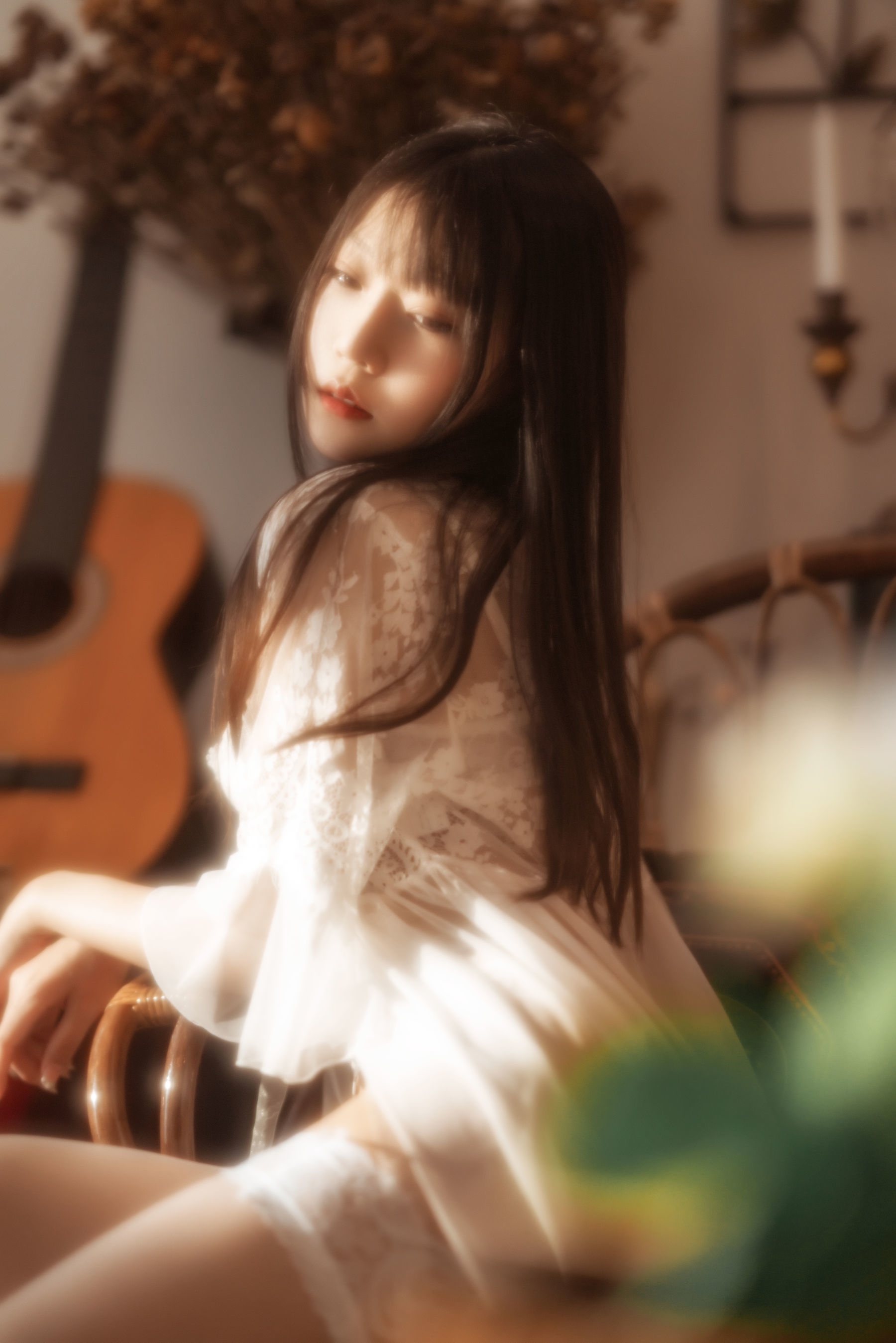 香草喵露露 – 室内白色蕾丝 Cosplay-第36张