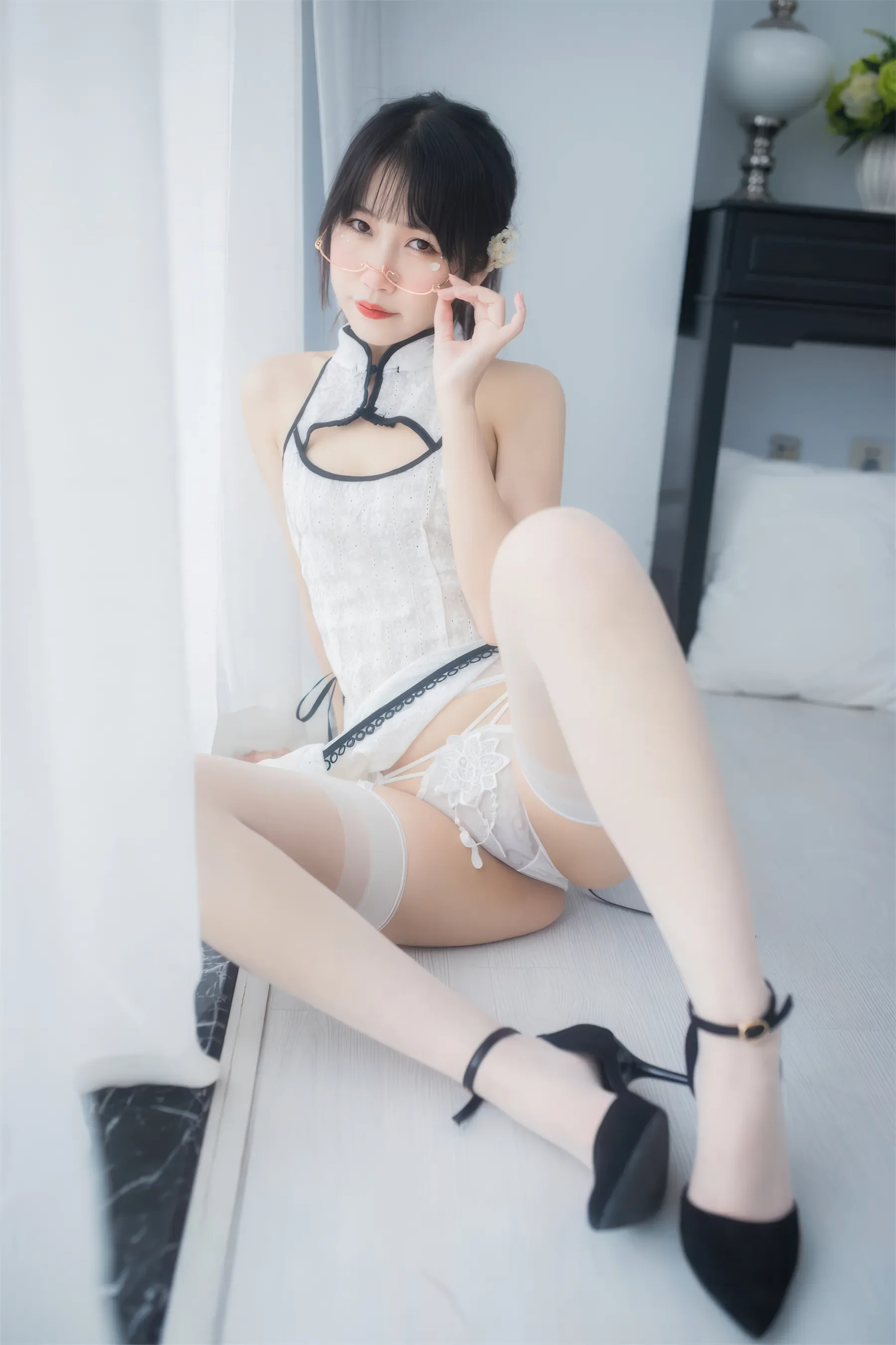 不呆猫 – 人妻白旗袍 Cosplay-第29张