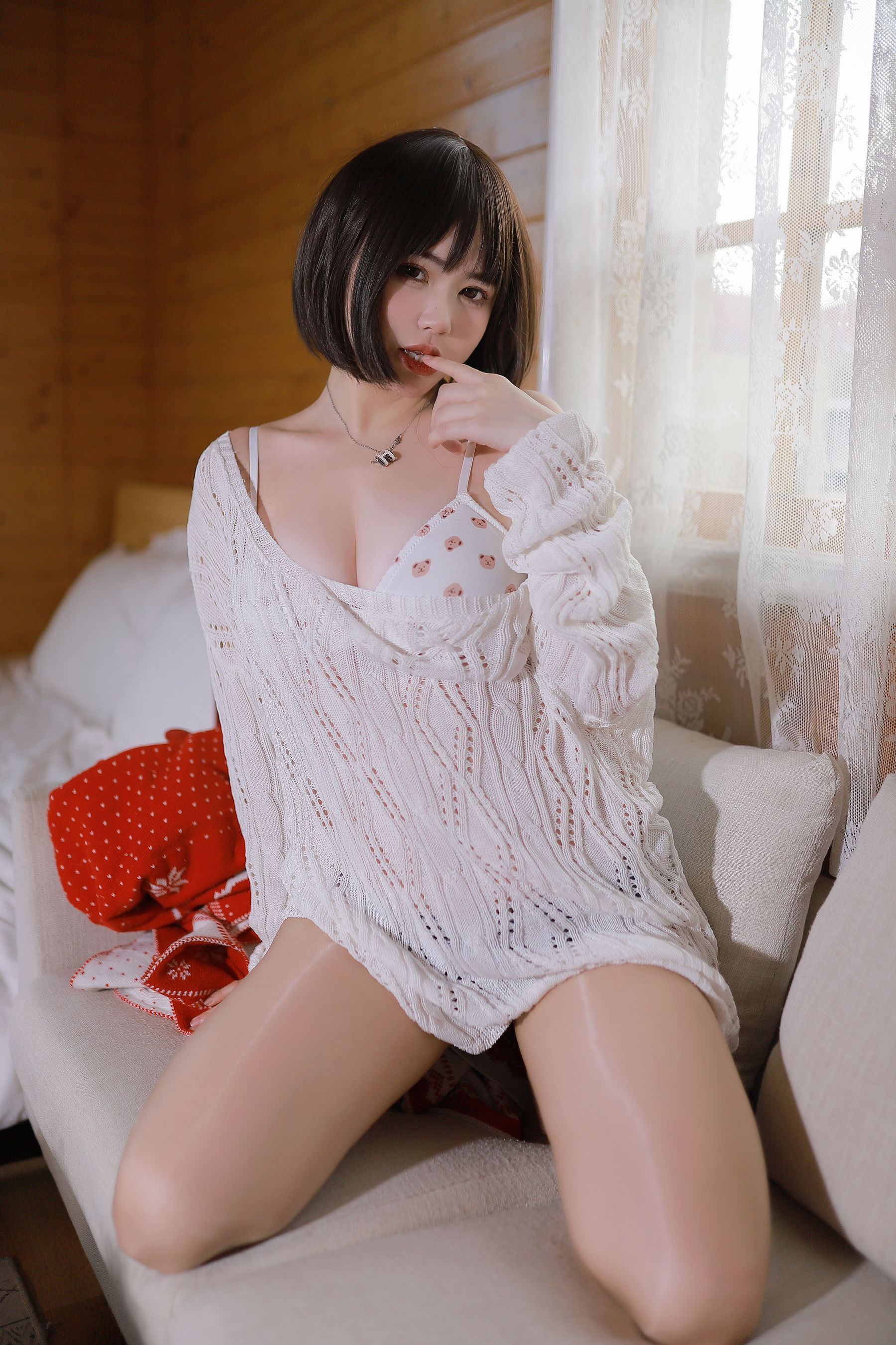 Tina很妖孽呀 – 温柔短发妹妹 Cosplay-第1张