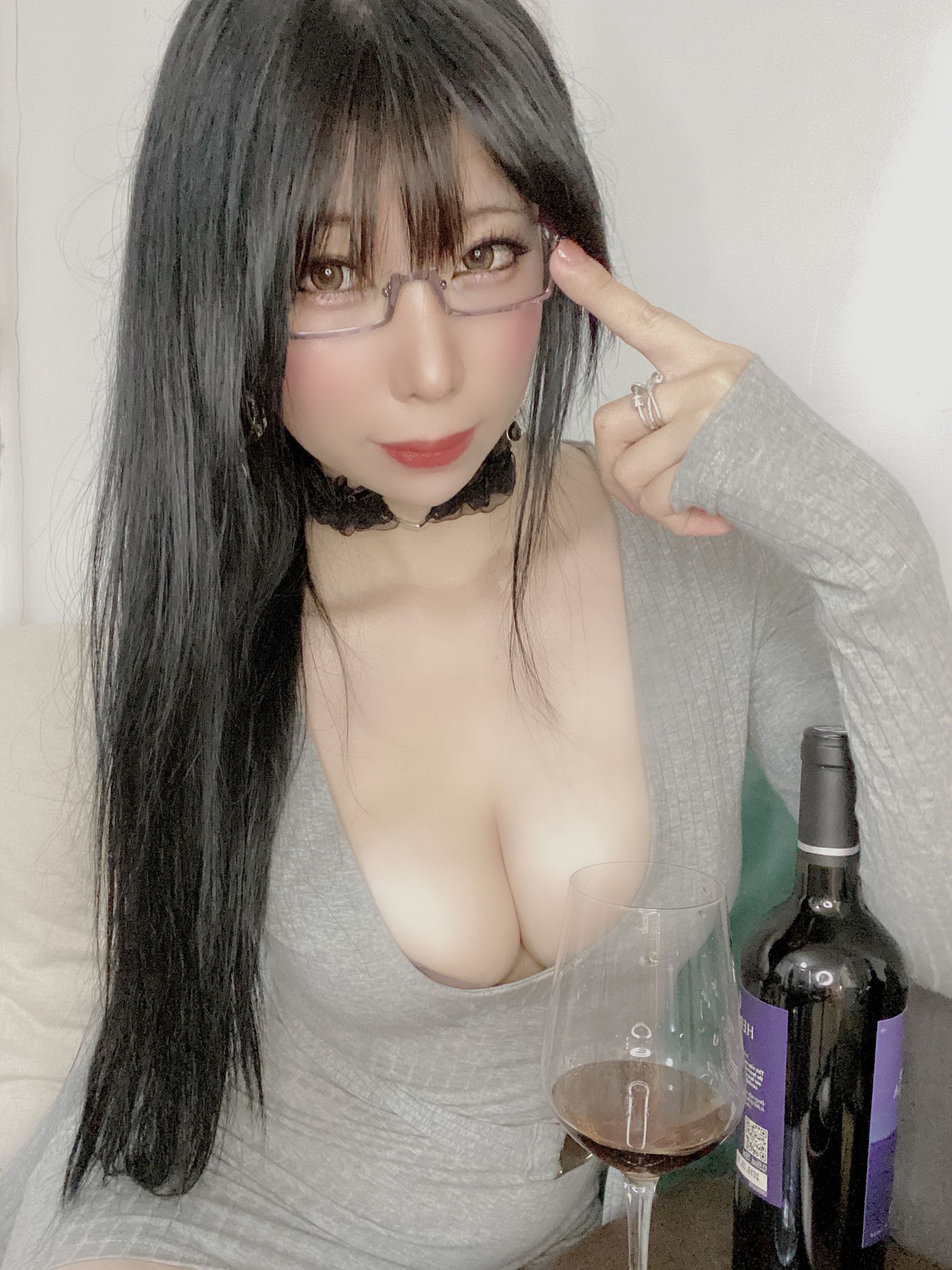 [Cosplay写真] 二次元巨乳美女鹿野希 – 酒酔い先輩 Cosplay-第2张