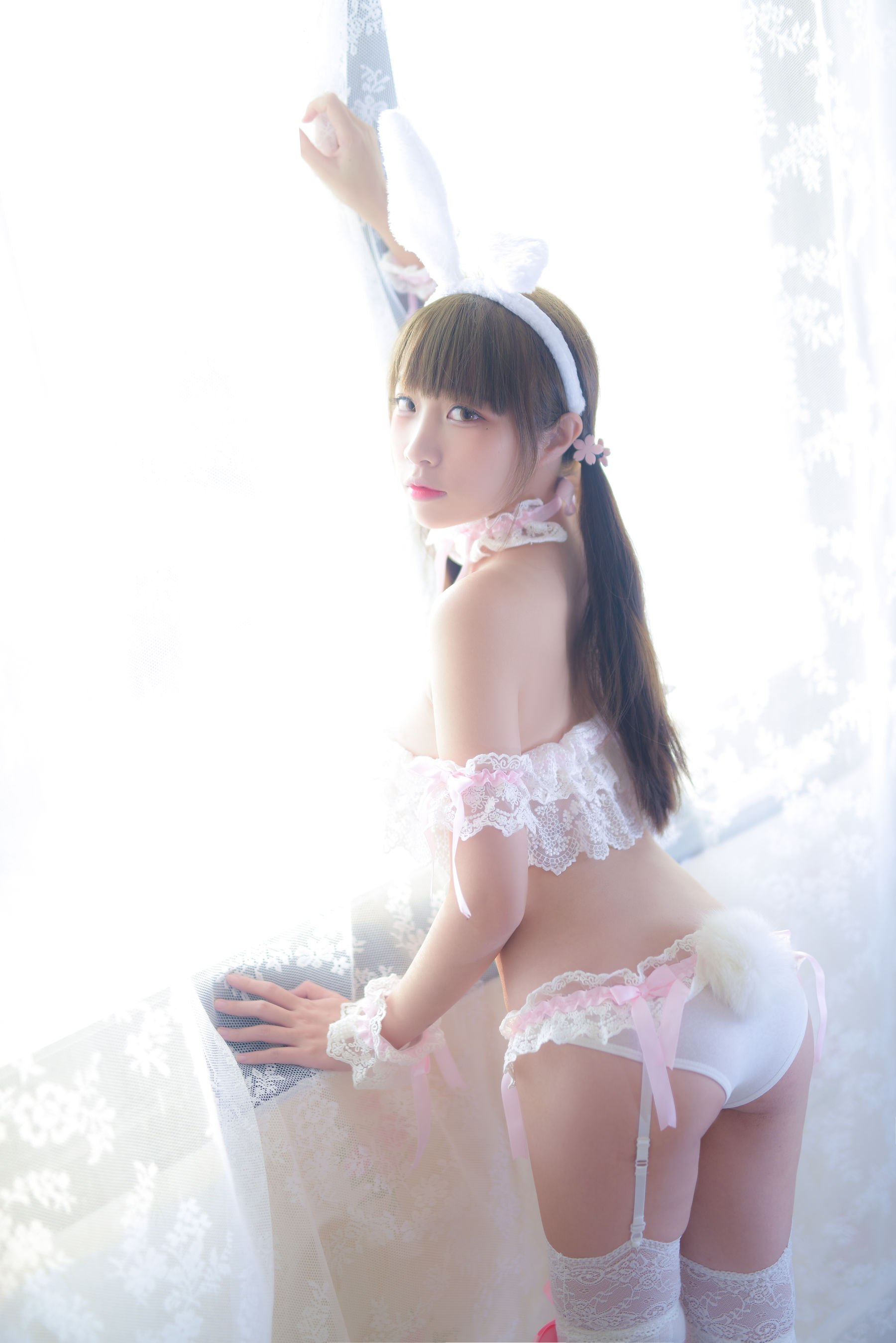 人气Coser二佐Nisa 宠物少女 粉白内衣 Cosplay-第15张