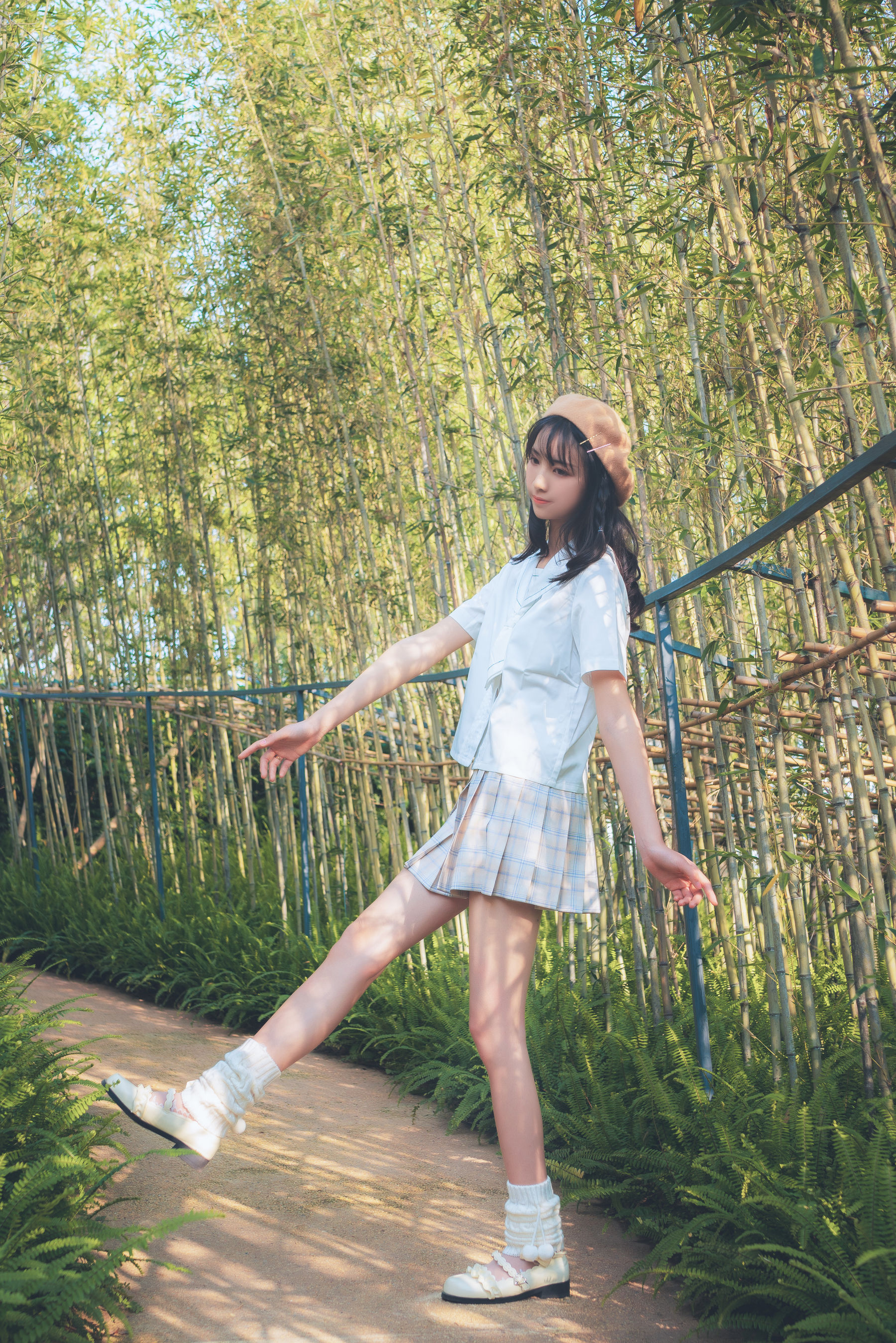 清纯妹子西瓜 白云森林 Cosplay-第39张