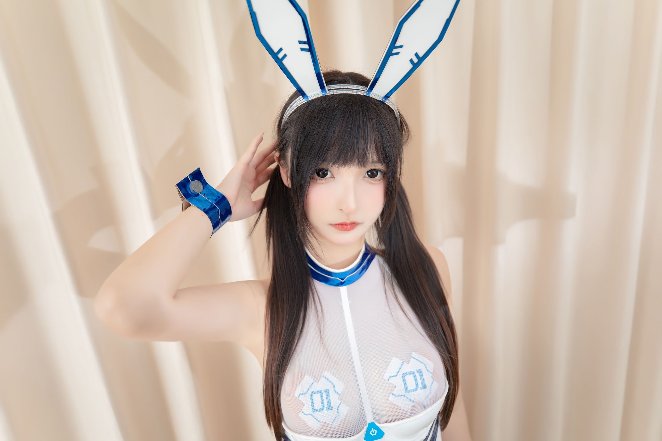 萝莉神楽板真冬 之赛博战兔 Cosplay-第3张