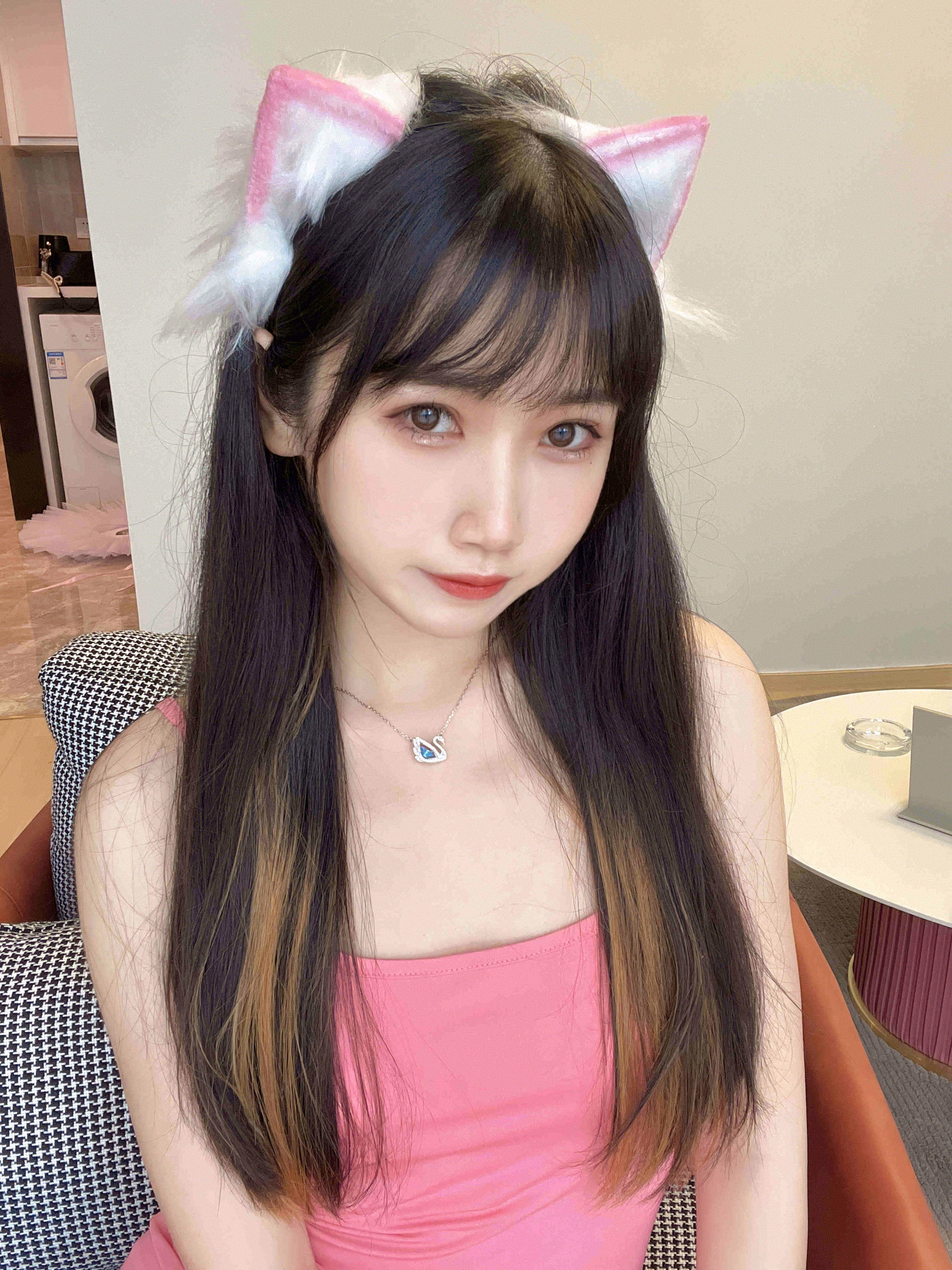 微博人气Coser不呆猫 – 浴室粉色激凸人妻 Cosplay-第35张