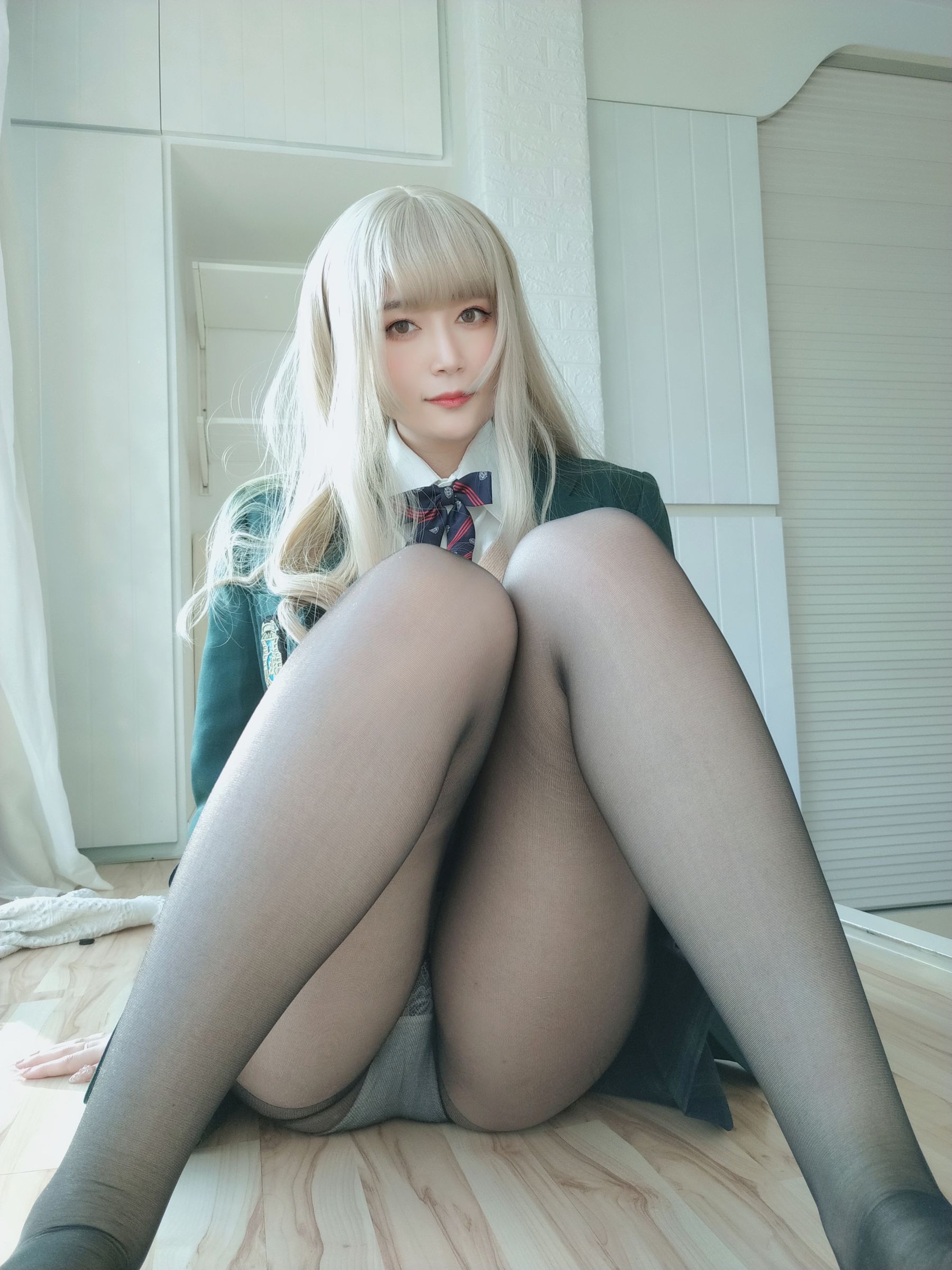 Coser小姐姐白银 – 灰色空间 Cosplay-第5张