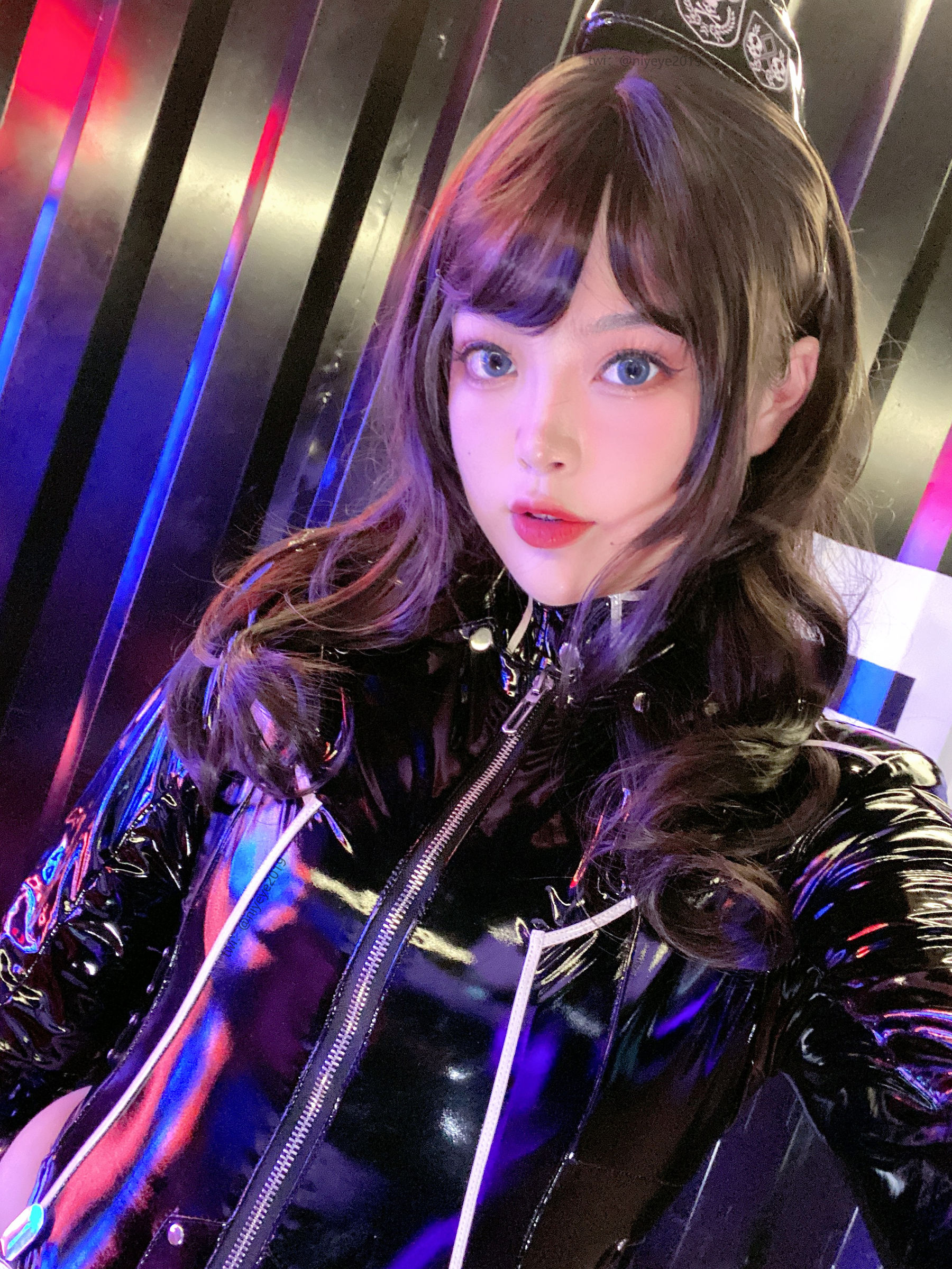 萌系小姐姐-白烨- – 女王指挥官 Cosplay-第15张