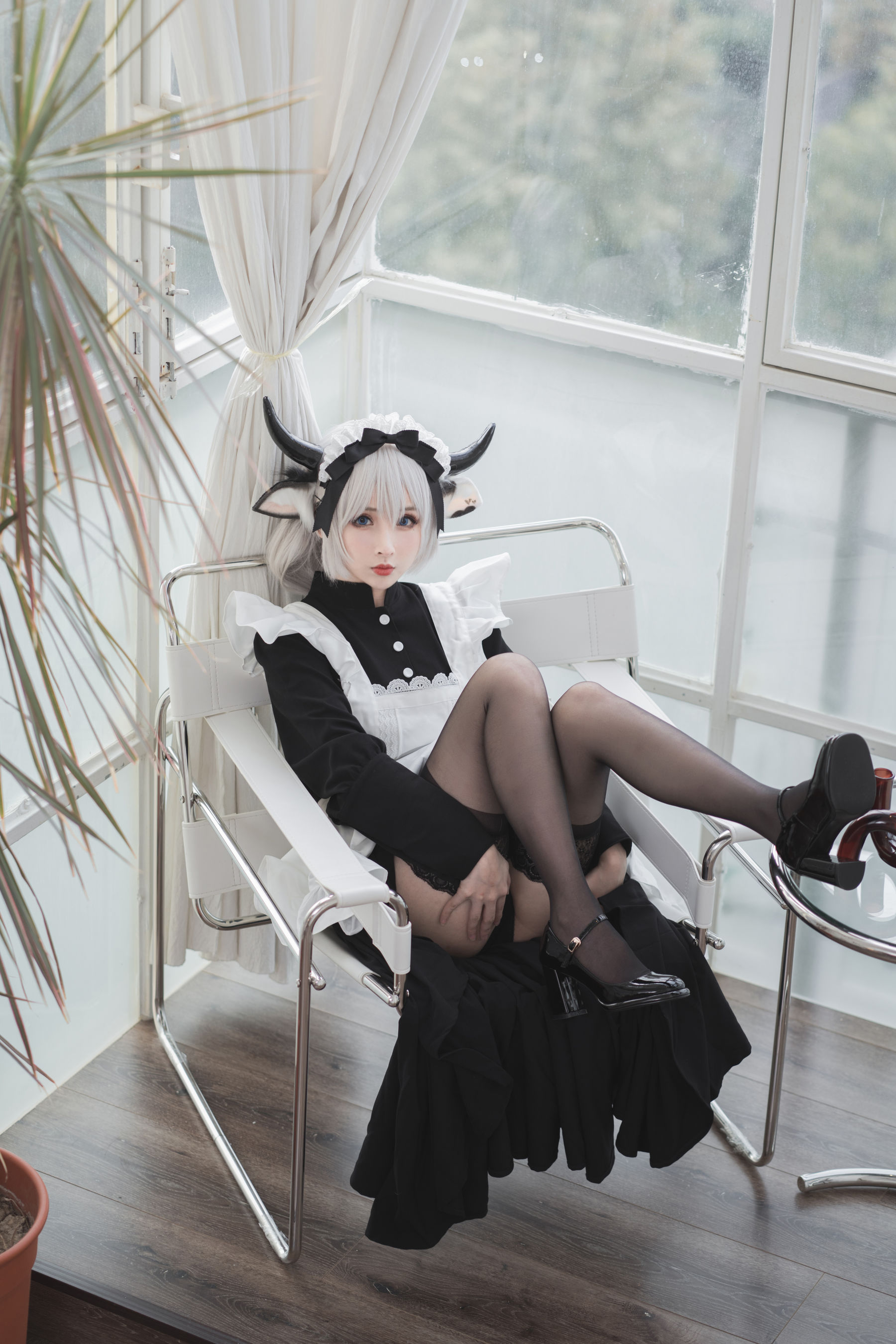 COS福利rioko凉凉子 – 贴心的奶牛女仆 Cosplay-第7张