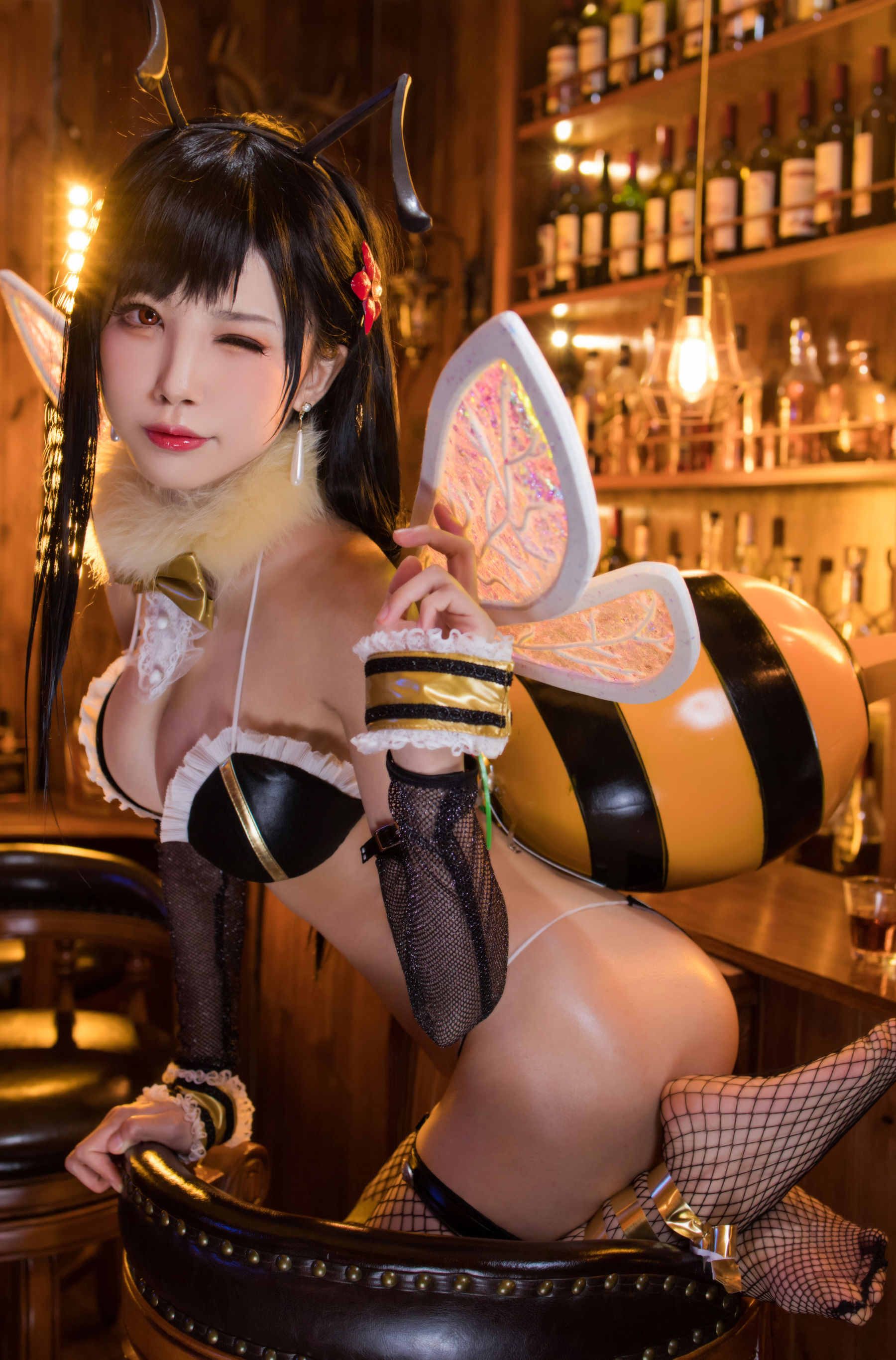 动漫博主水淼aqua – 黑皮蜜蜂 Cosplay-第17张