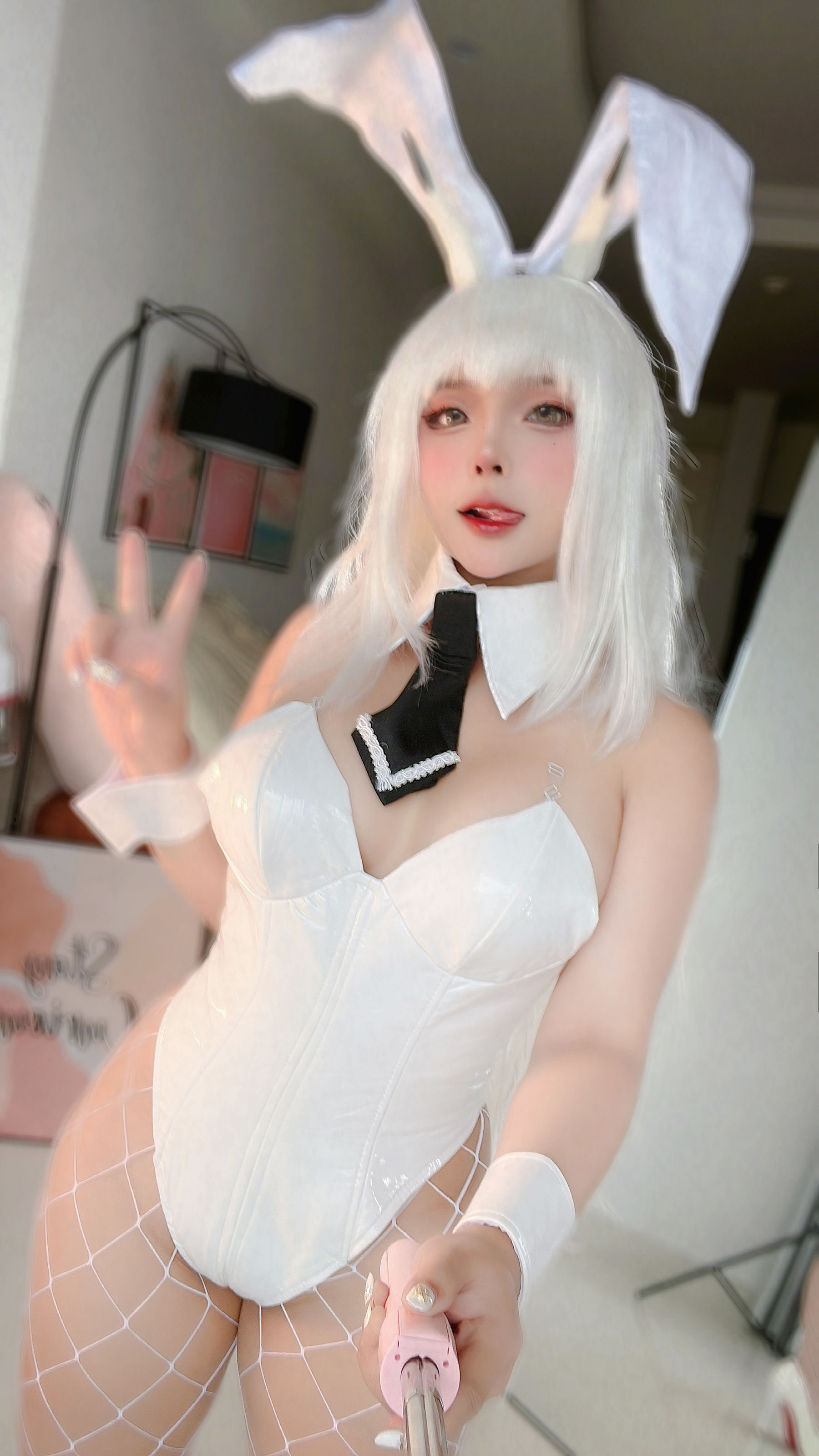 Sayo Momo – NIKKE Naughty Oil Bunny Cosplay-第2张