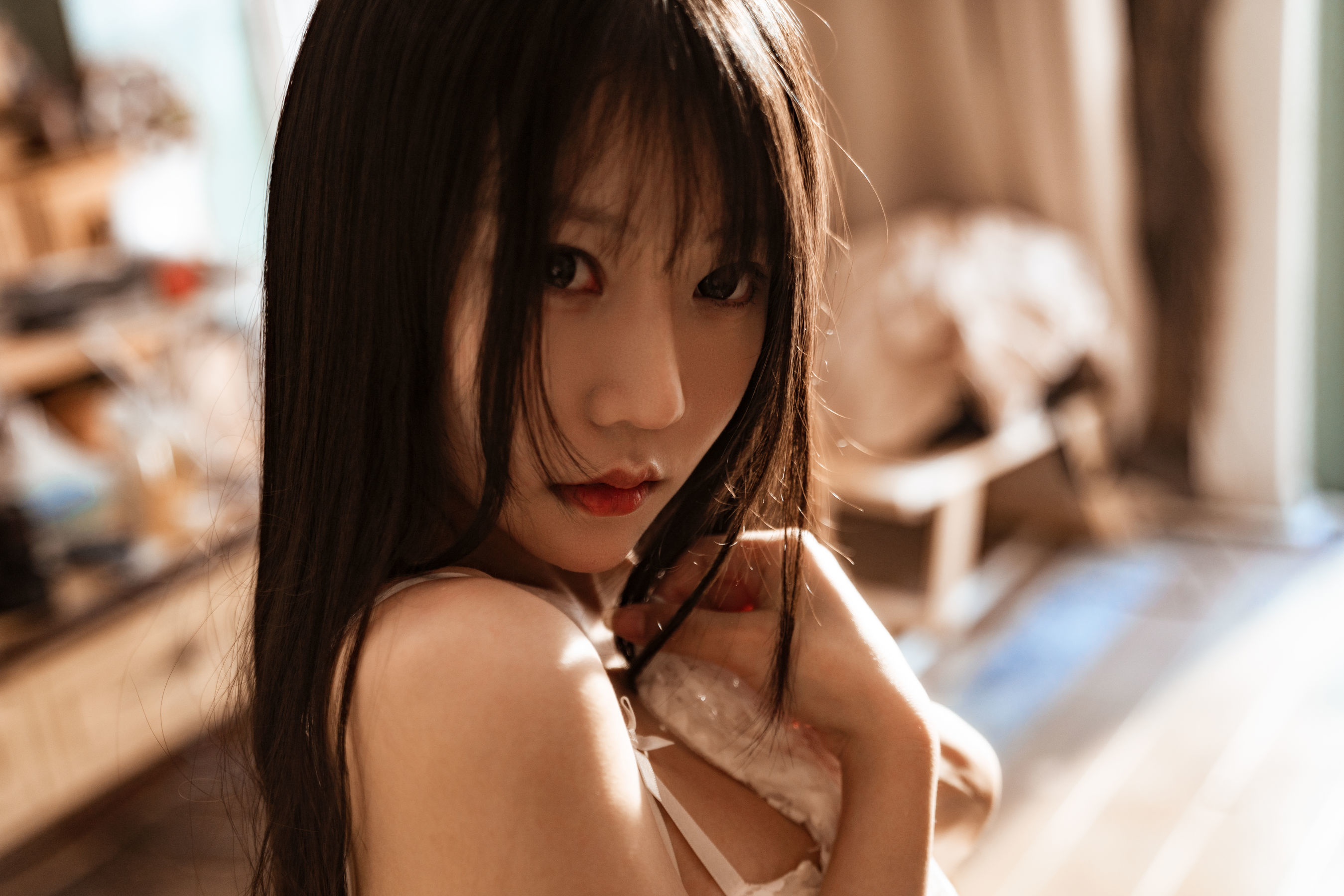 香草喵露露 – 室内白色蕾丝 Cosplay-第50张
