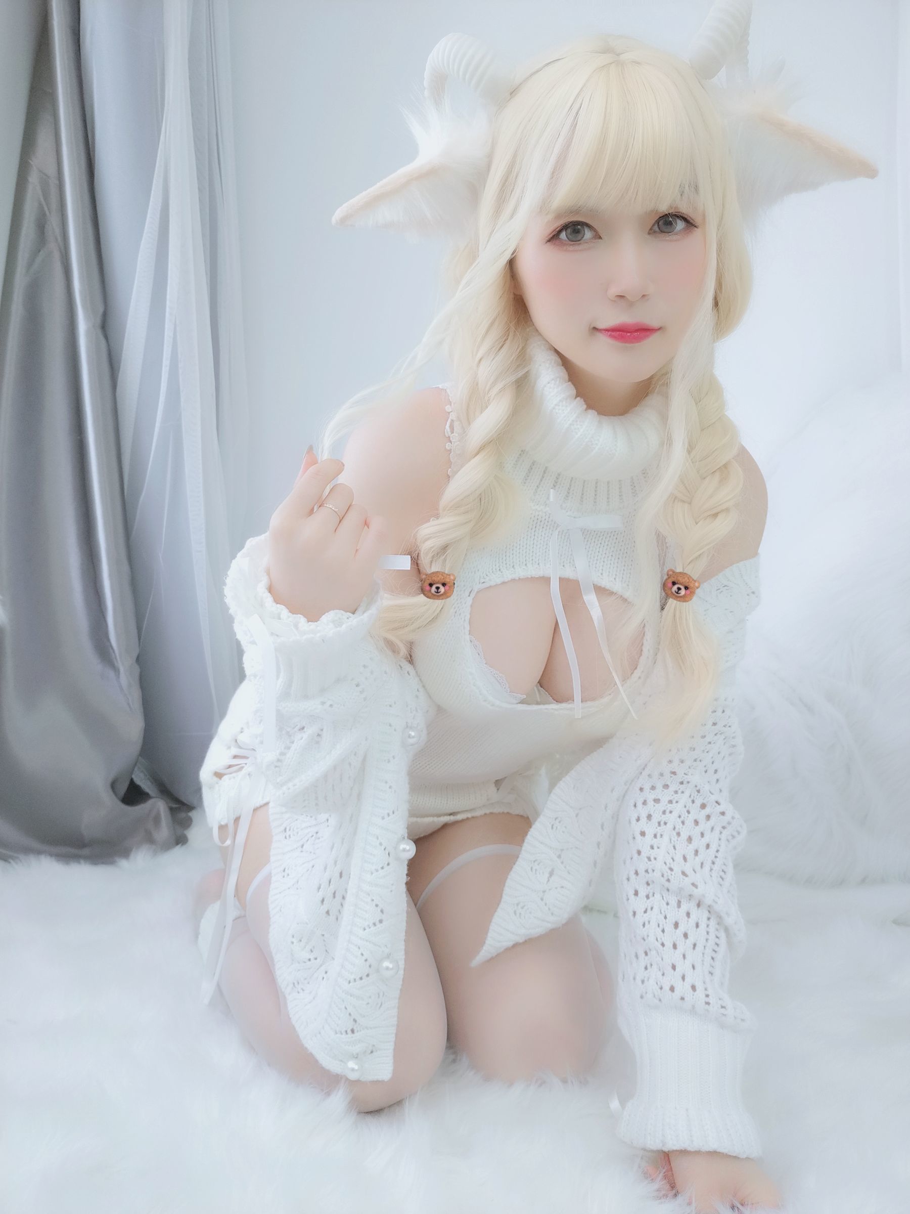Coser小姐姐白银 – 小白羊 Cosplay-第2张