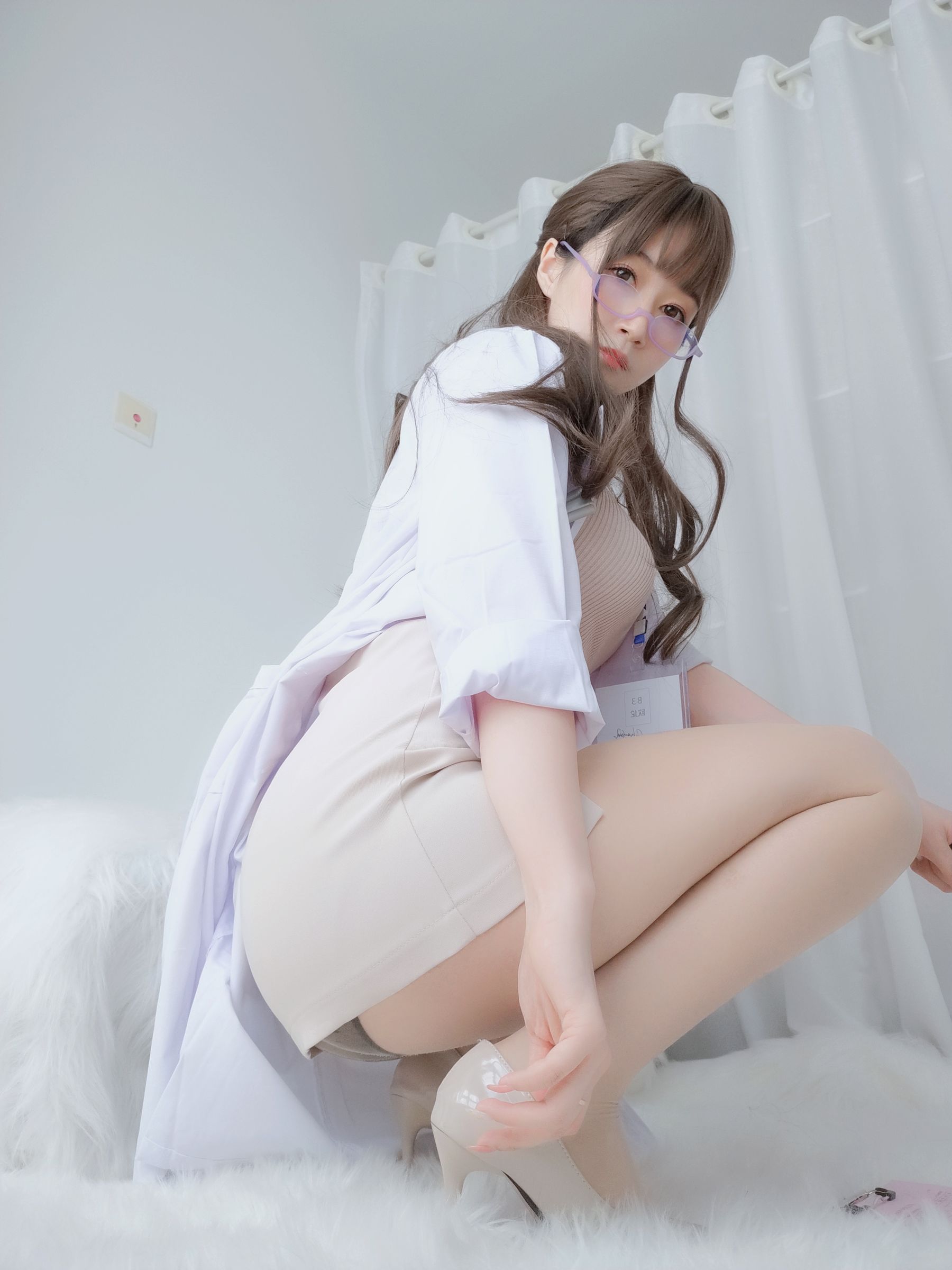 Coser小姐姐白银 – 私人医生 Cosplay-第44张