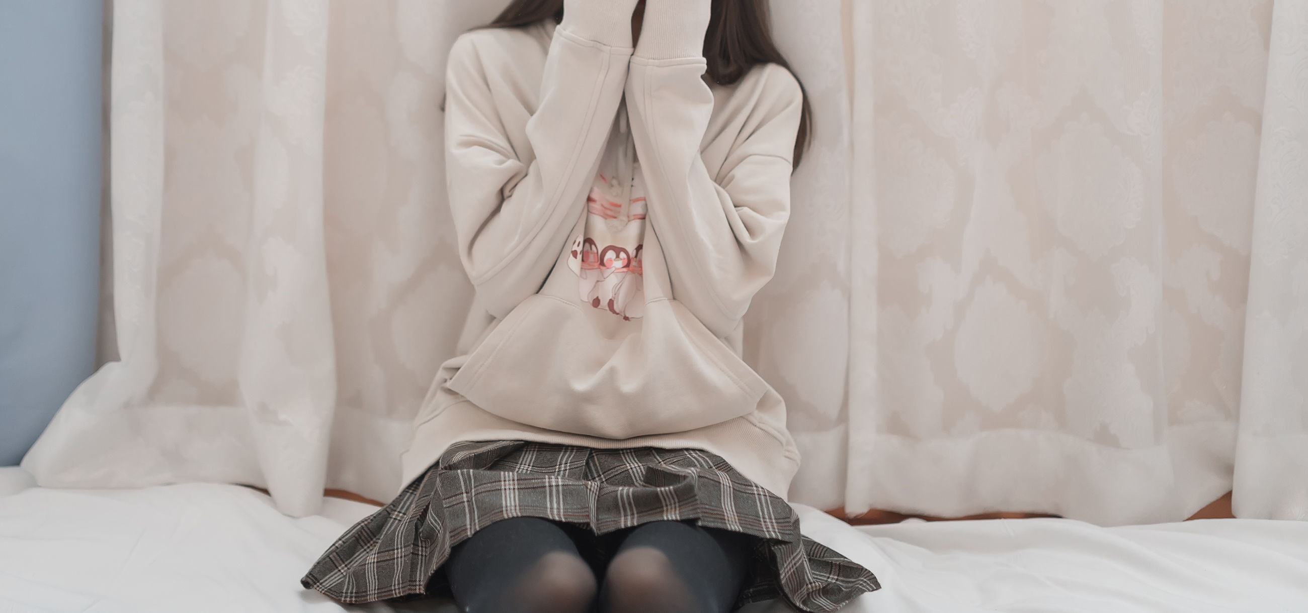 动漫博主九曲Jean 窗帘后的朦胧 Cosplay-第5张
