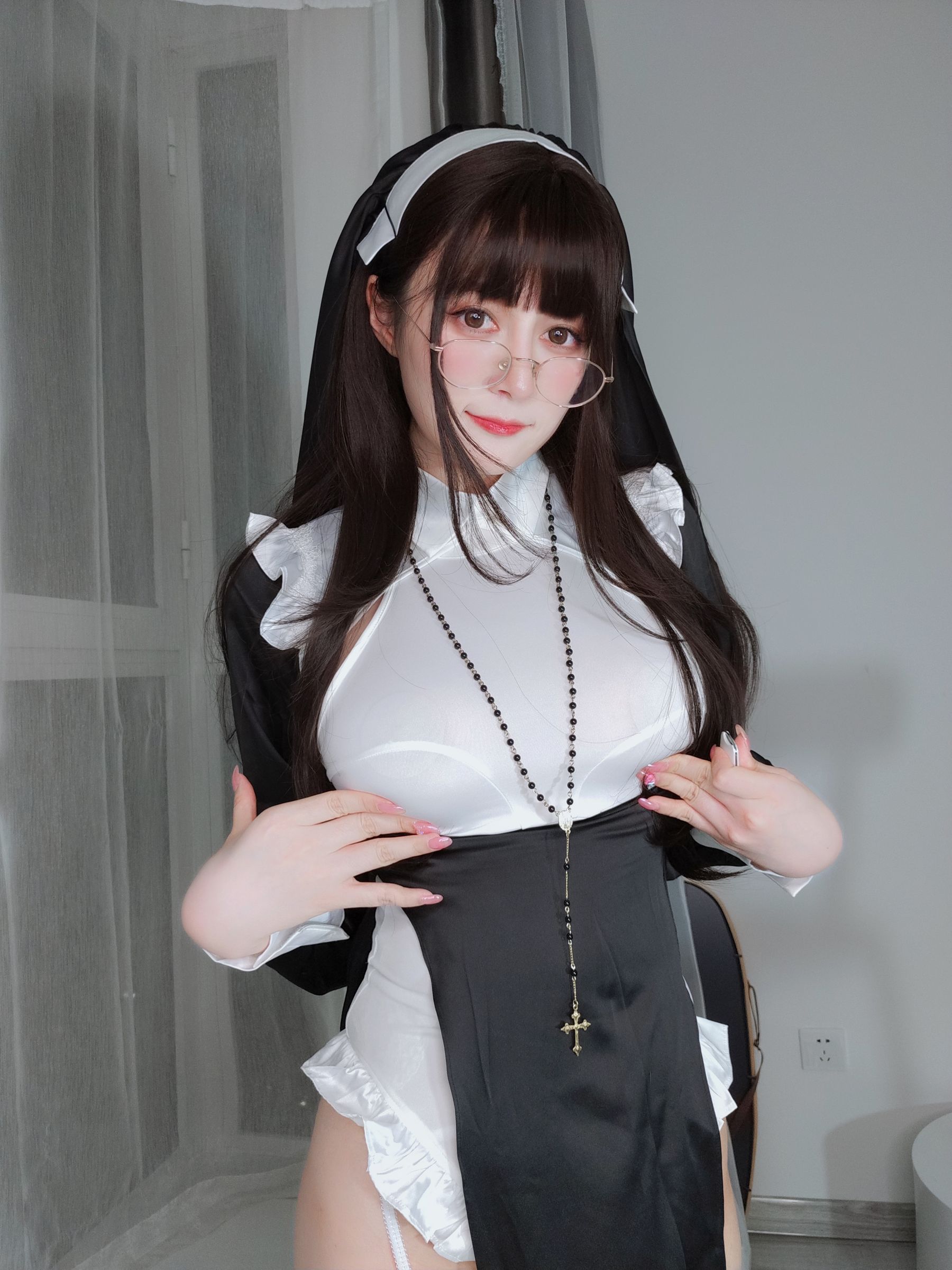 Coser小姐姐白银 – 修女 Cosplay-第98张
