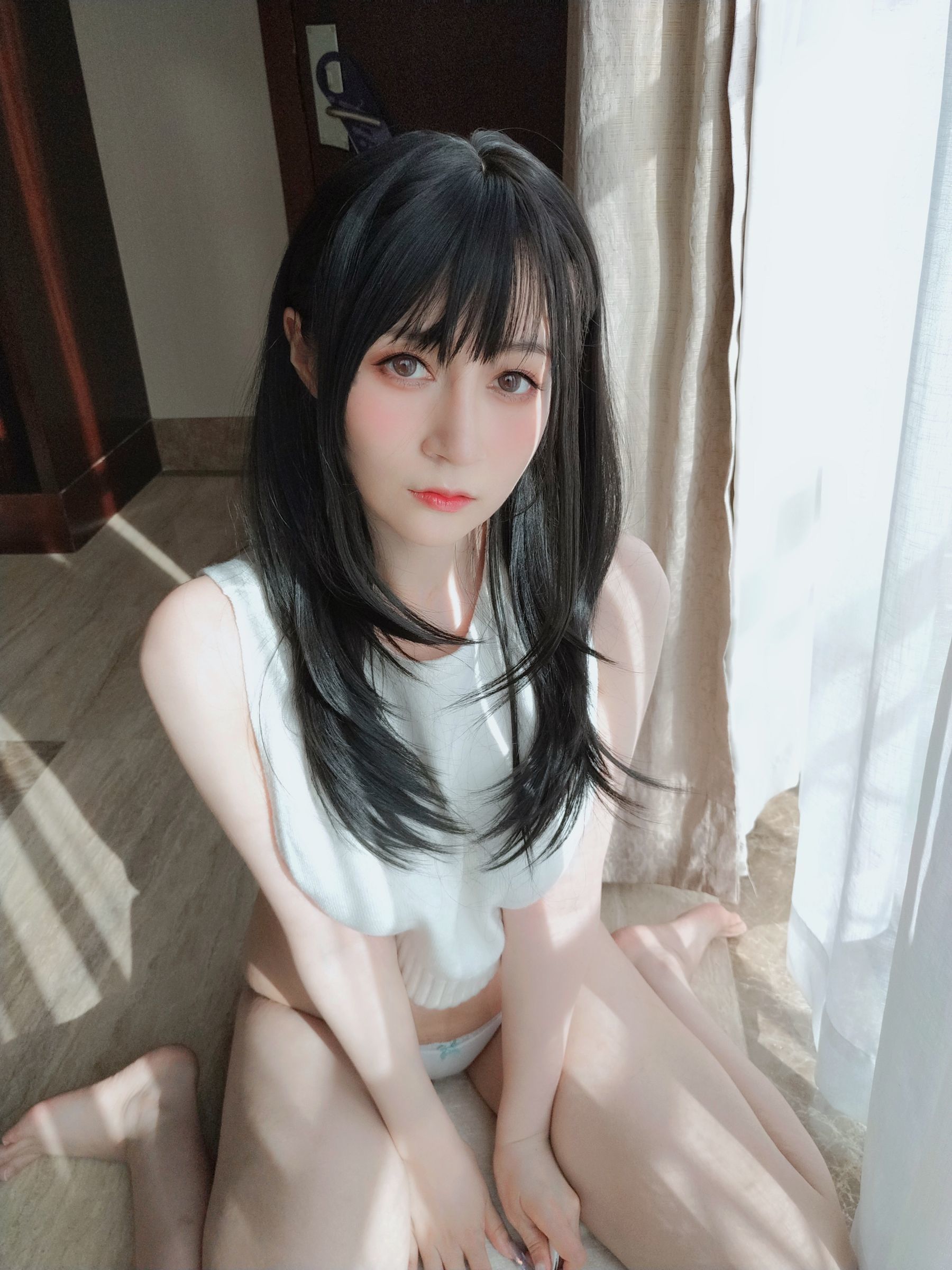 Coser小姐姐白银 – 这诱人的毛衣 Cosplay-第19张