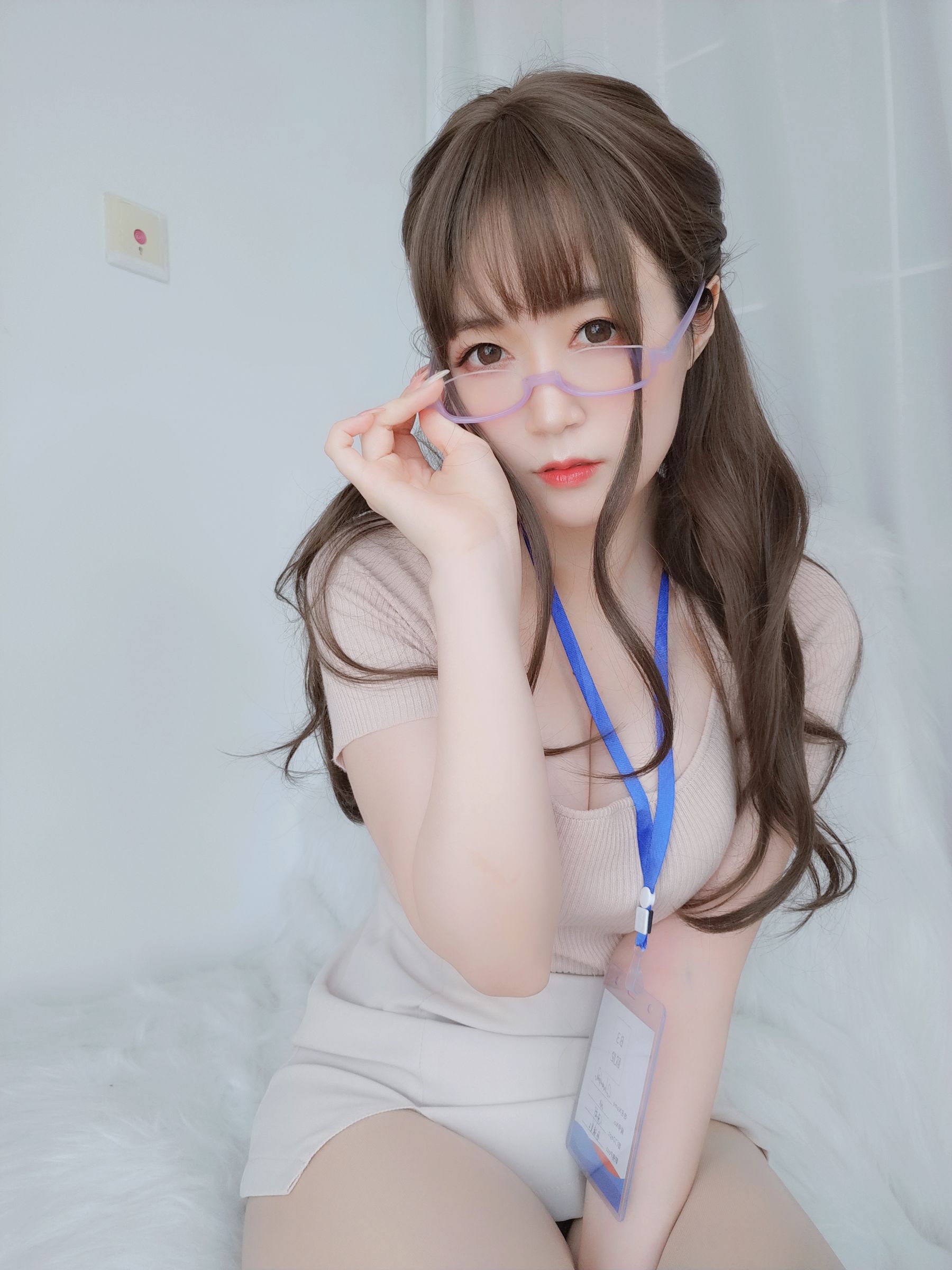 Coser小姐姐白银 – 私人医生 Cosplay-第13张