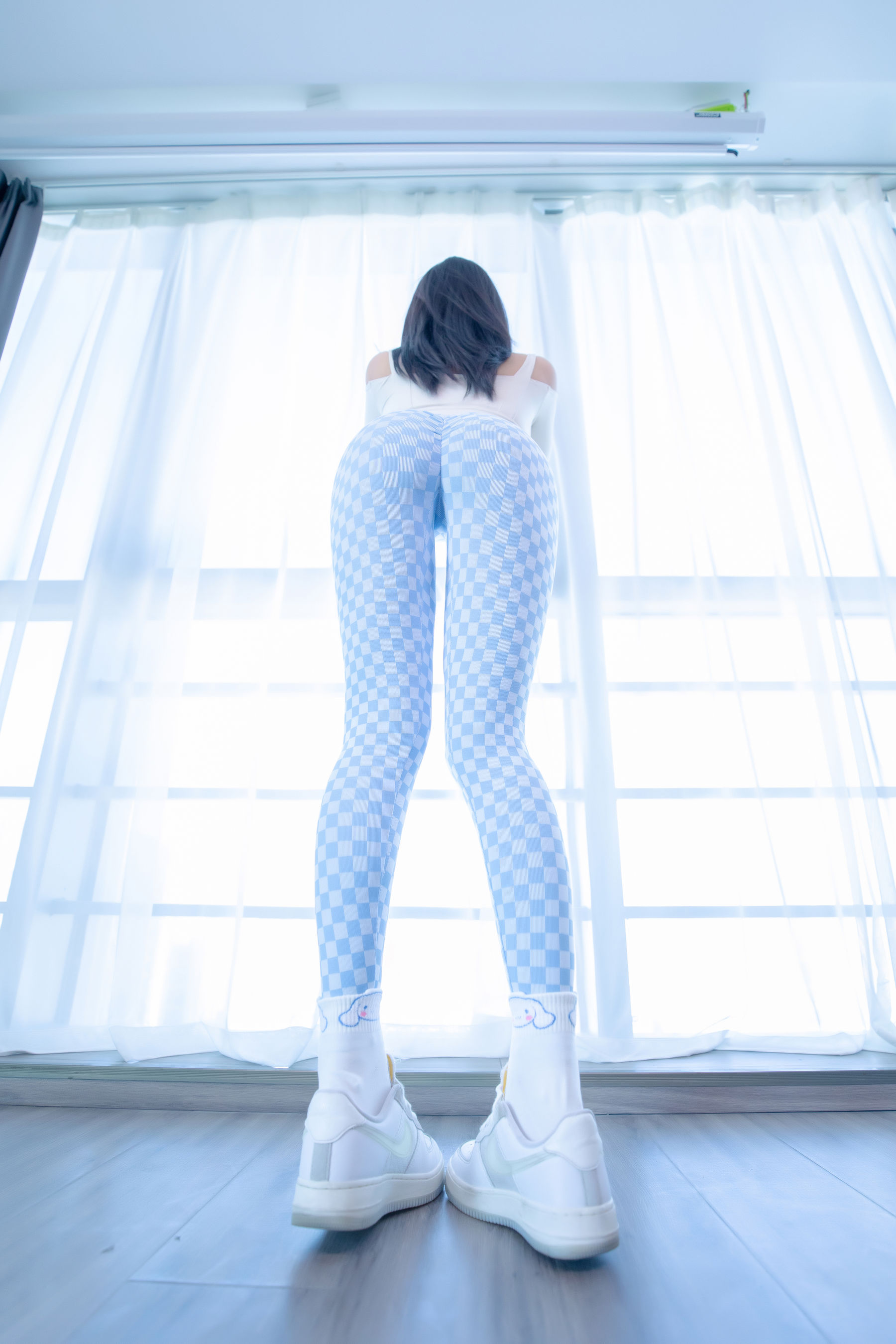 萝莉神楽板真冬 – 蓝白格 Cosplay-第29张