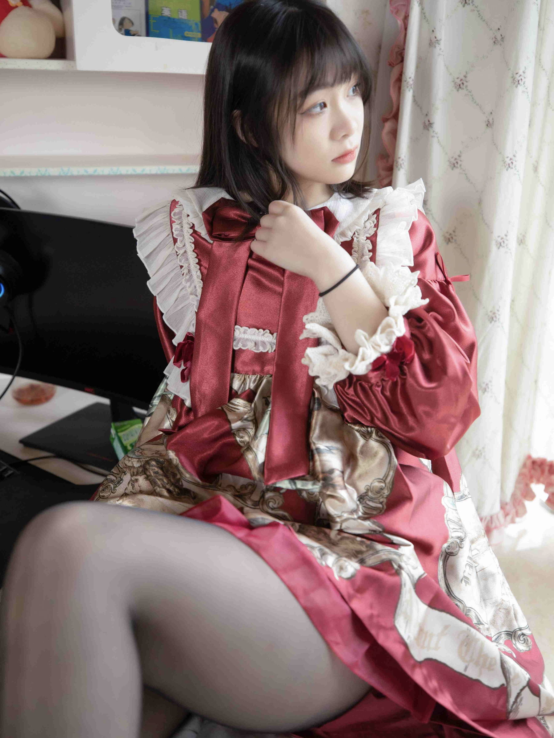 幻琪琪 – 红色Lolita 黑丝 Cosplay-第38张