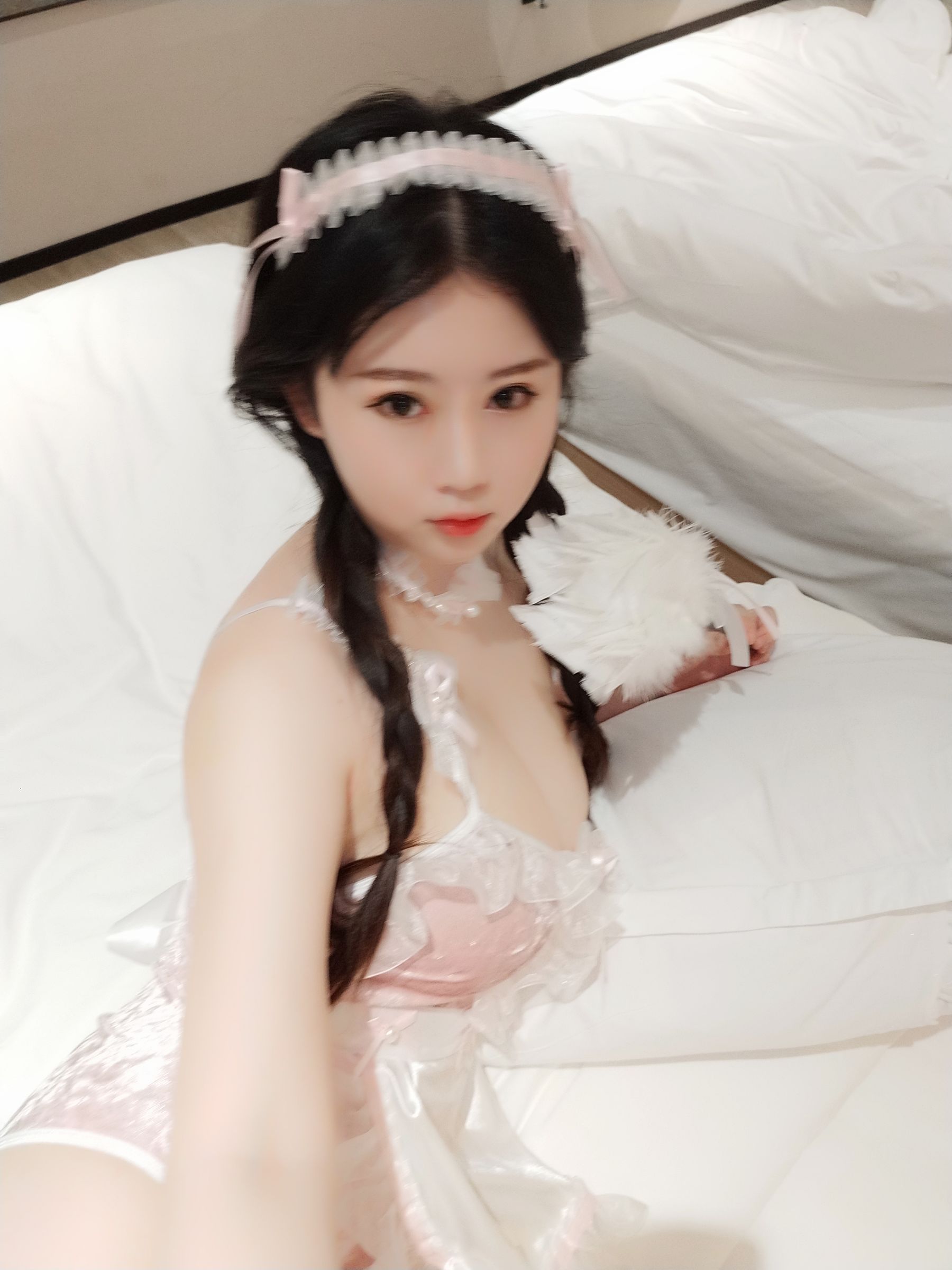 蜜桃少女是依酱呀 – 冬季女友 Cosplay-第20张