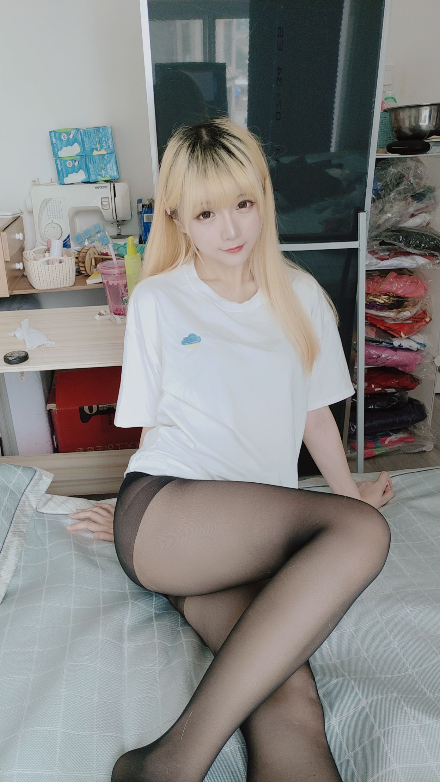 Coser小姐姐星之迟迟 白T恤 Cosplay-第6张