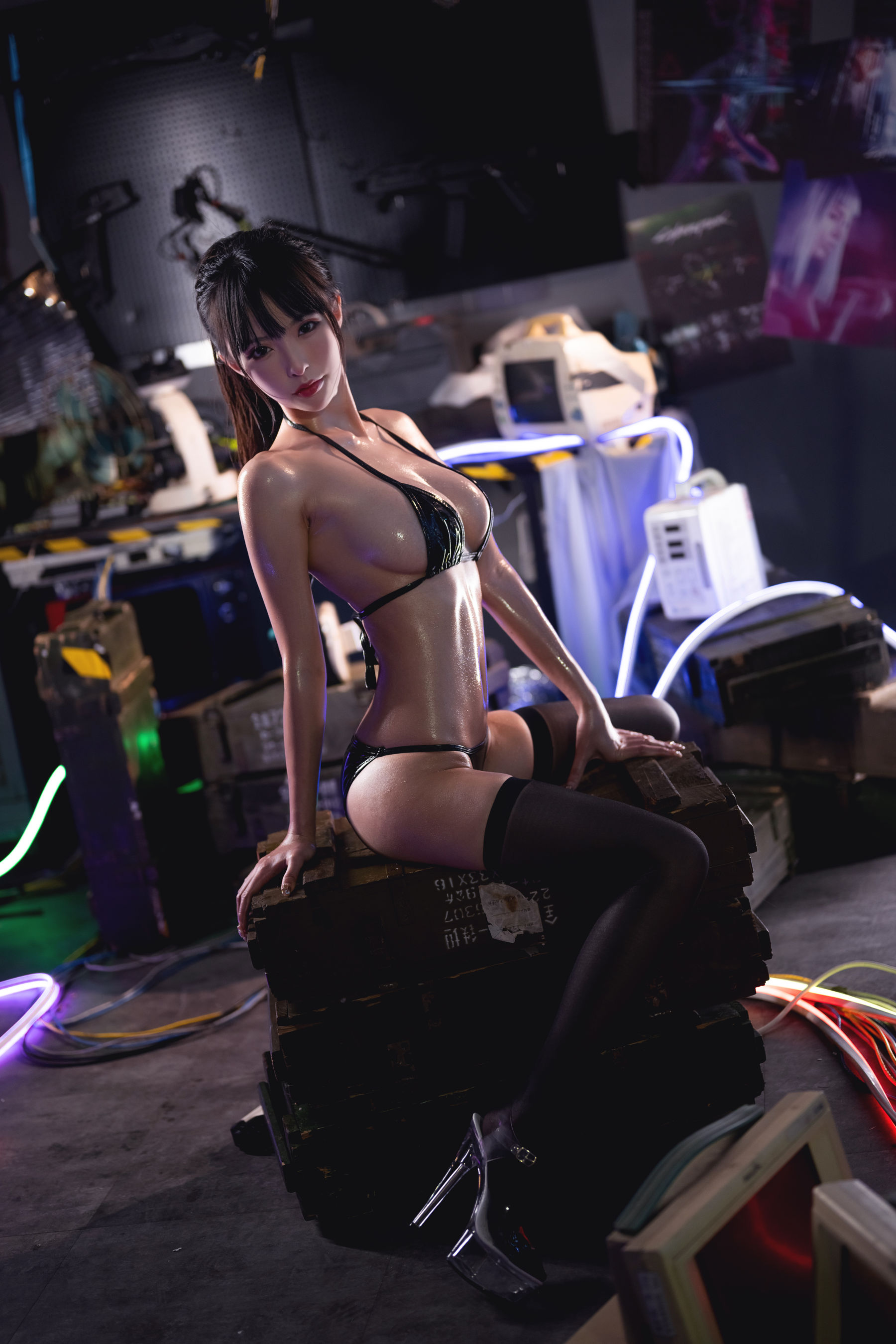 尤物清水由乃 – 抹油比基尼 Cosplay-第19张