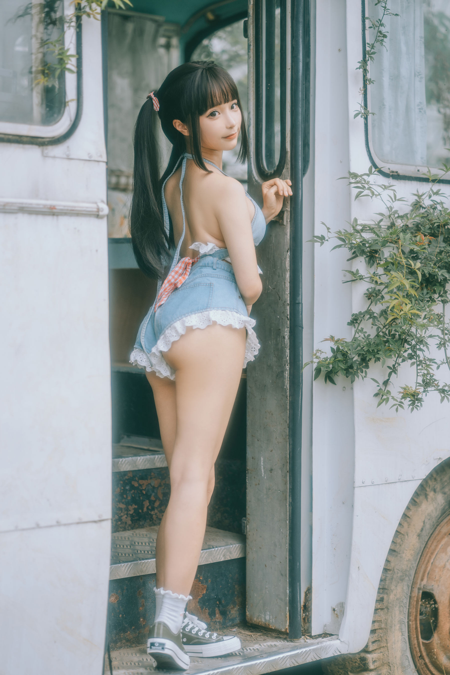 动漫博主蠢沫沫 – 大巴房车 Cosplay-第74张