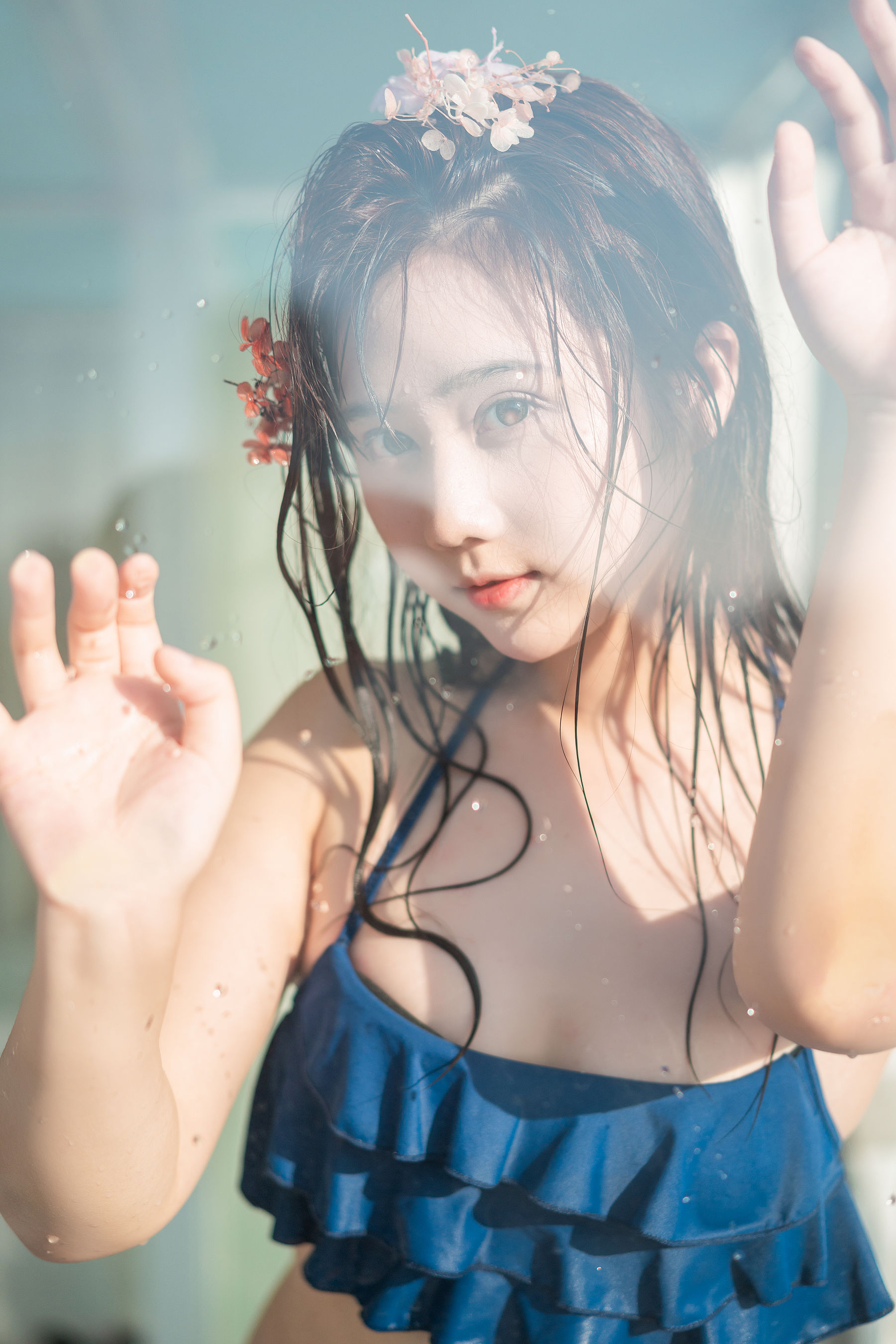 微博福利姬镜酱 私奔之泳衣 Cosplay-第48张