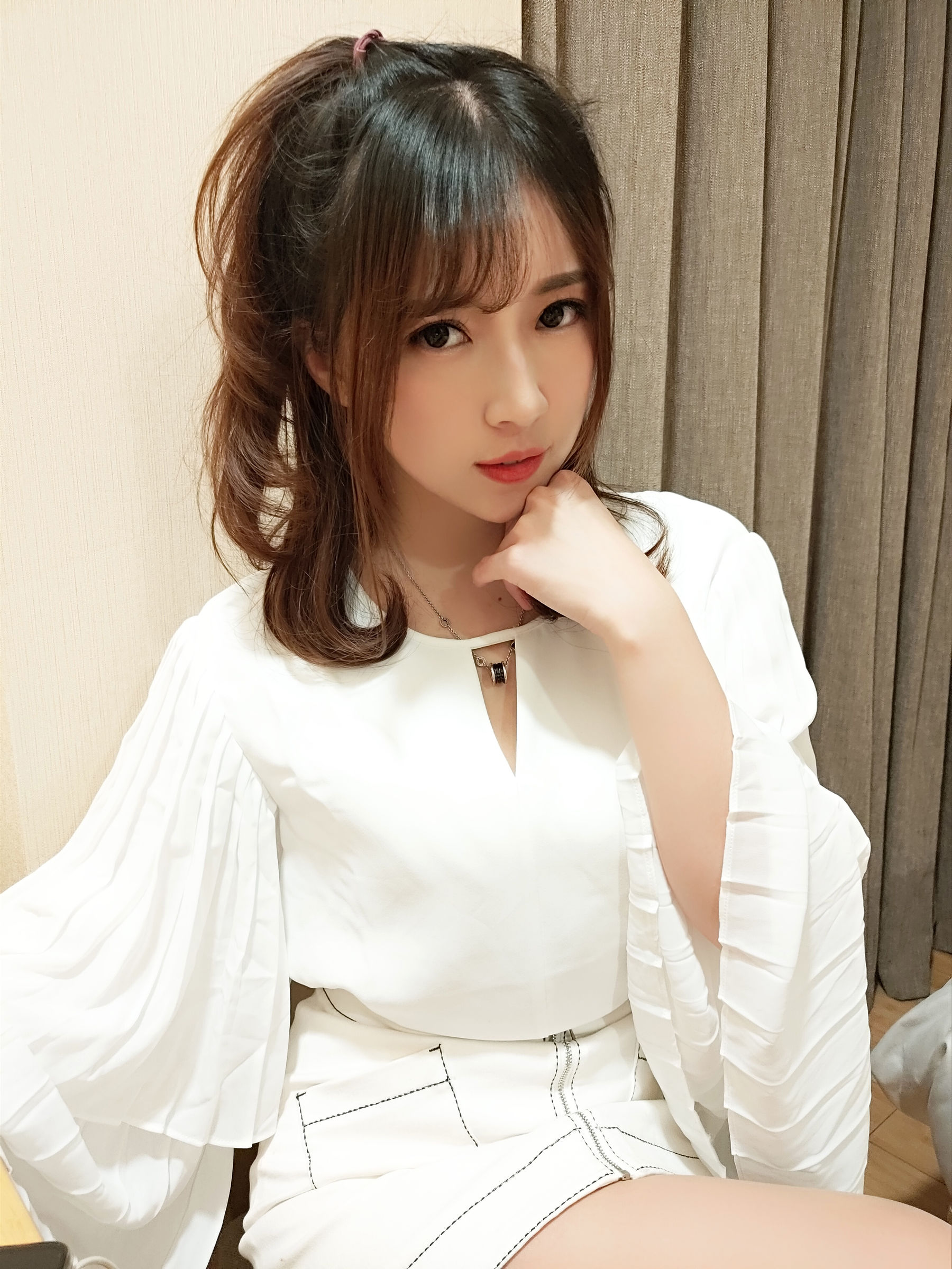斗鱼主播小女巫露娜 – OL风肤色连裤袜 Cosplay-第8张