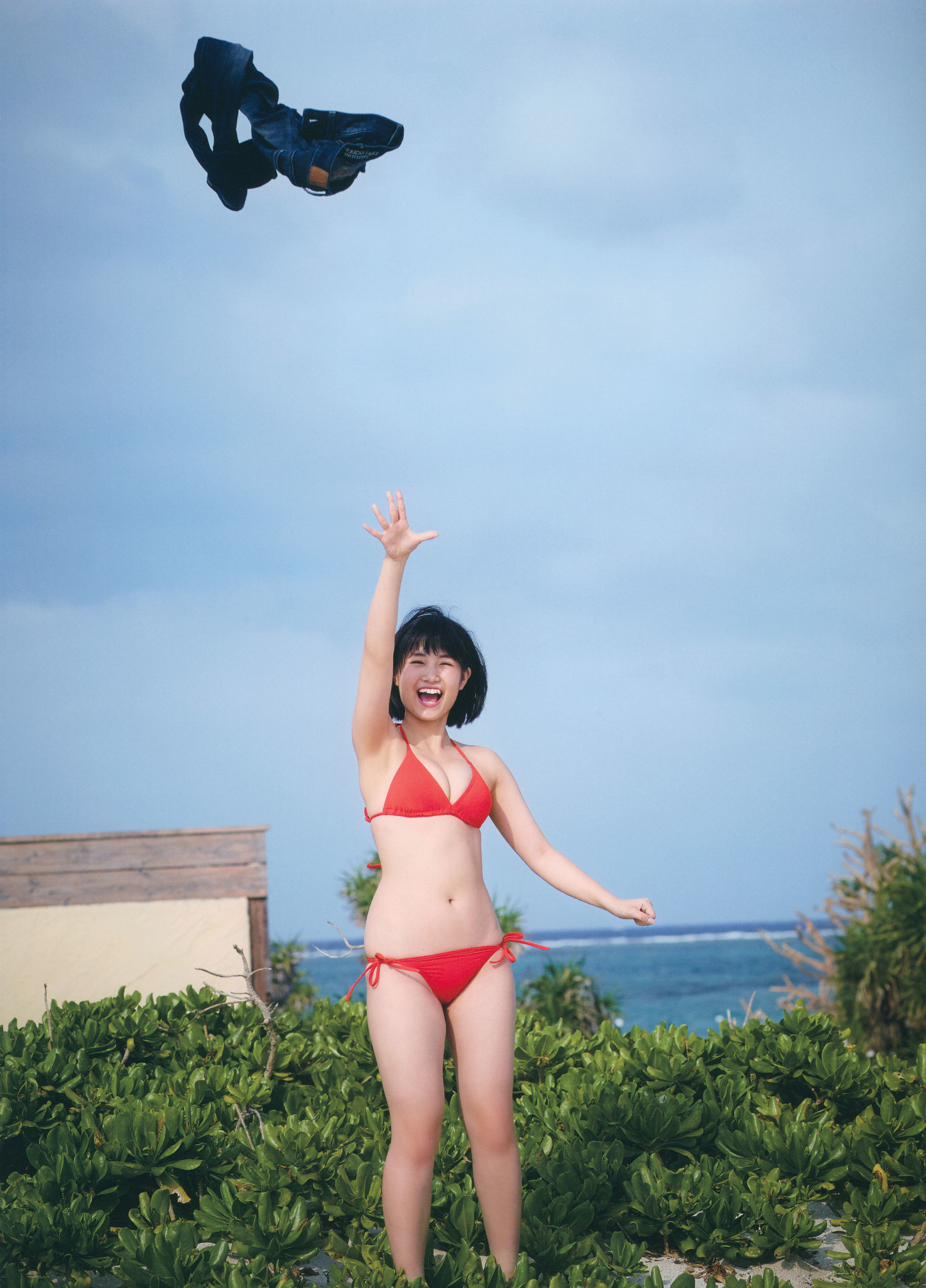 朝長美桜 ファースト写真集 日向 Cosplay-第1张