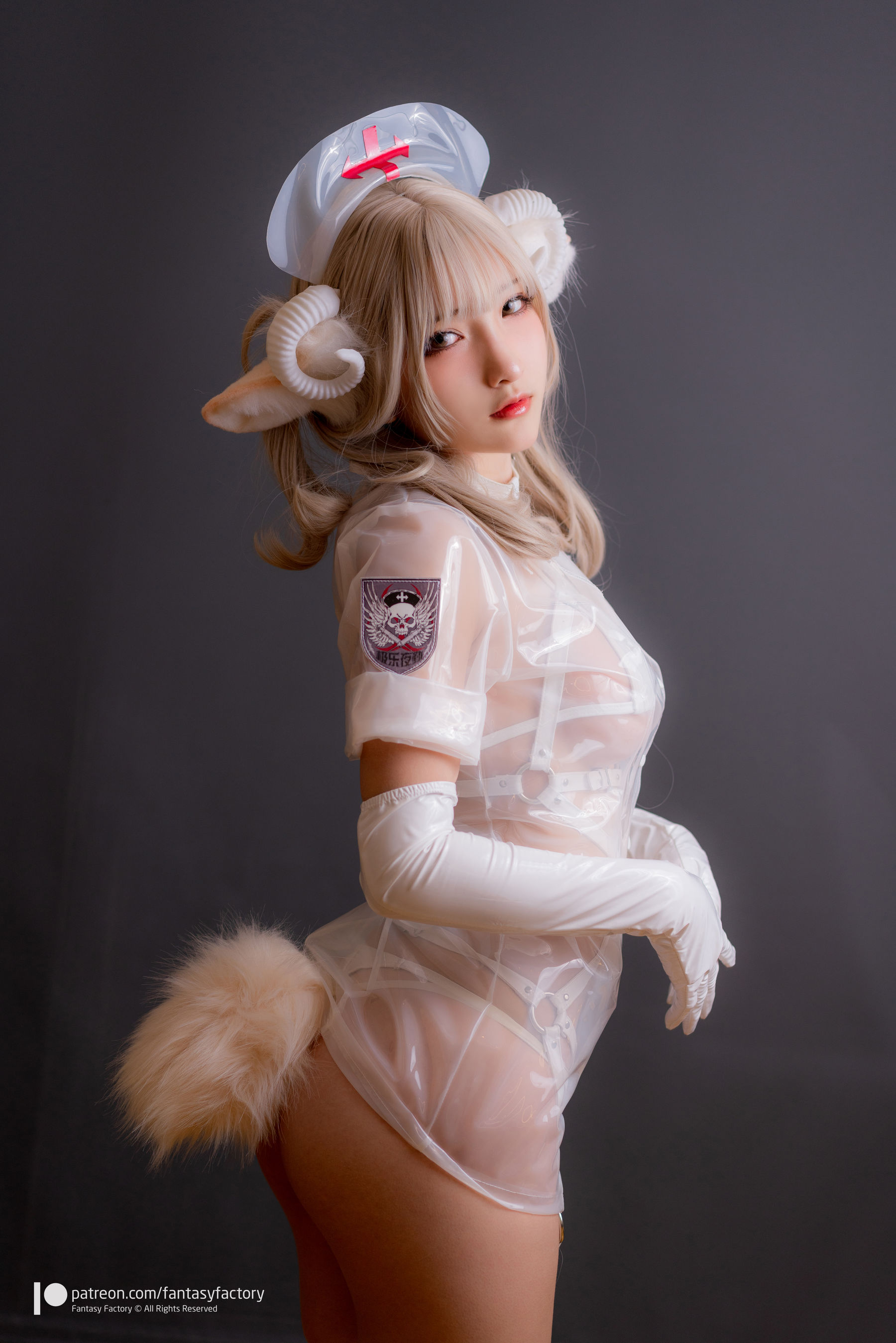 [Cosplay写真] 小丁 《Fantasy Factory》 – 2020.06 护士 死库水 Cosplay-第70张