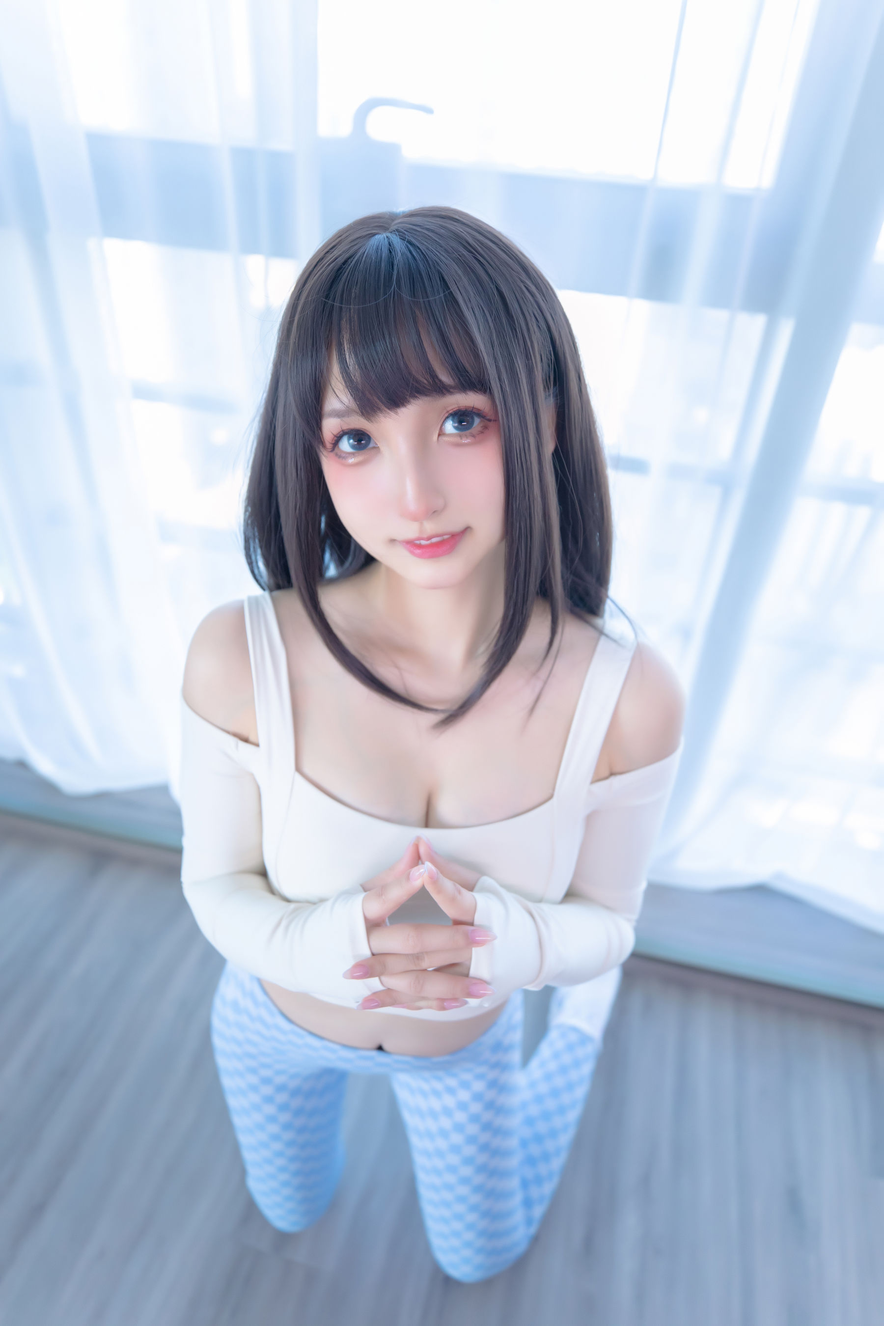 萝莉神楽板真冬 – 蓝白格 Cosplay-第16张