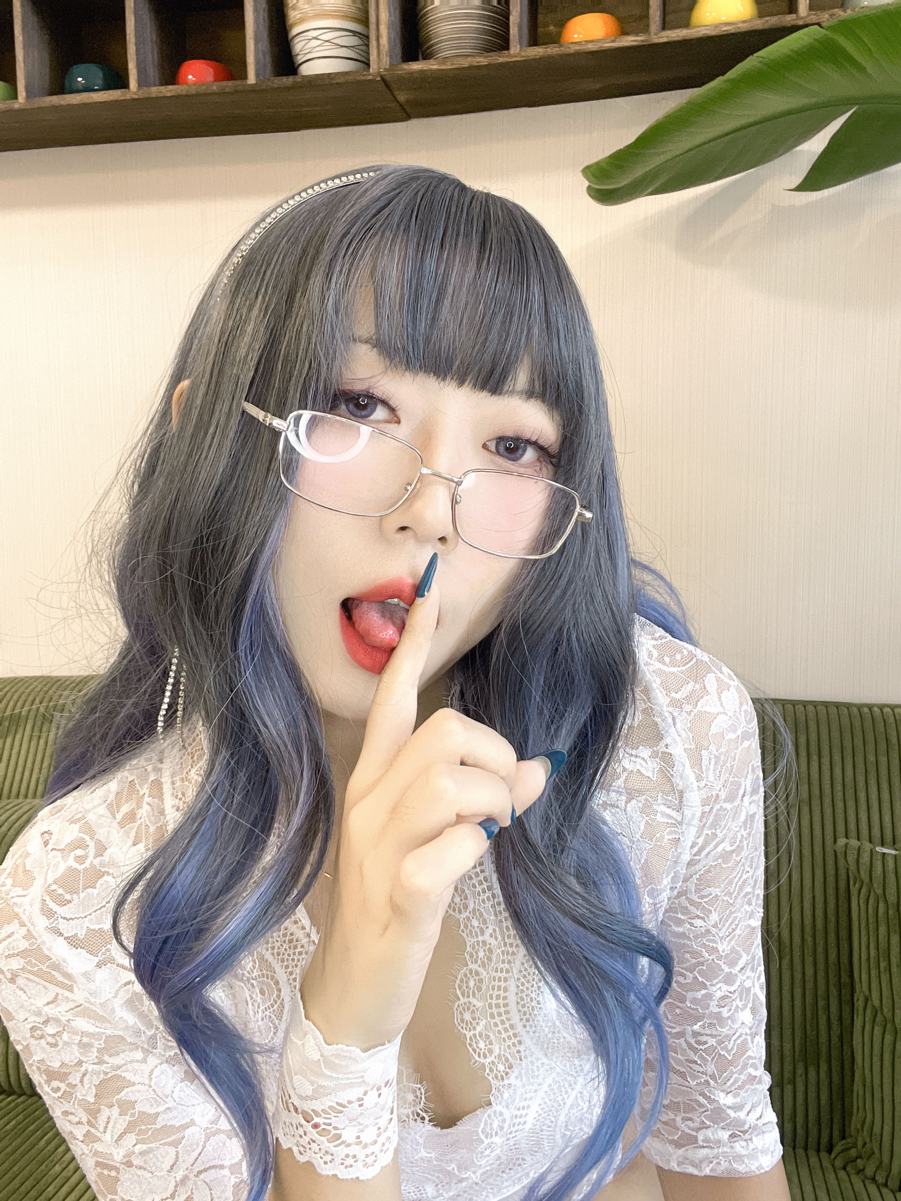 动漫博主Money冷冷 – 白蕾丝长裙 Cosplay-第6张