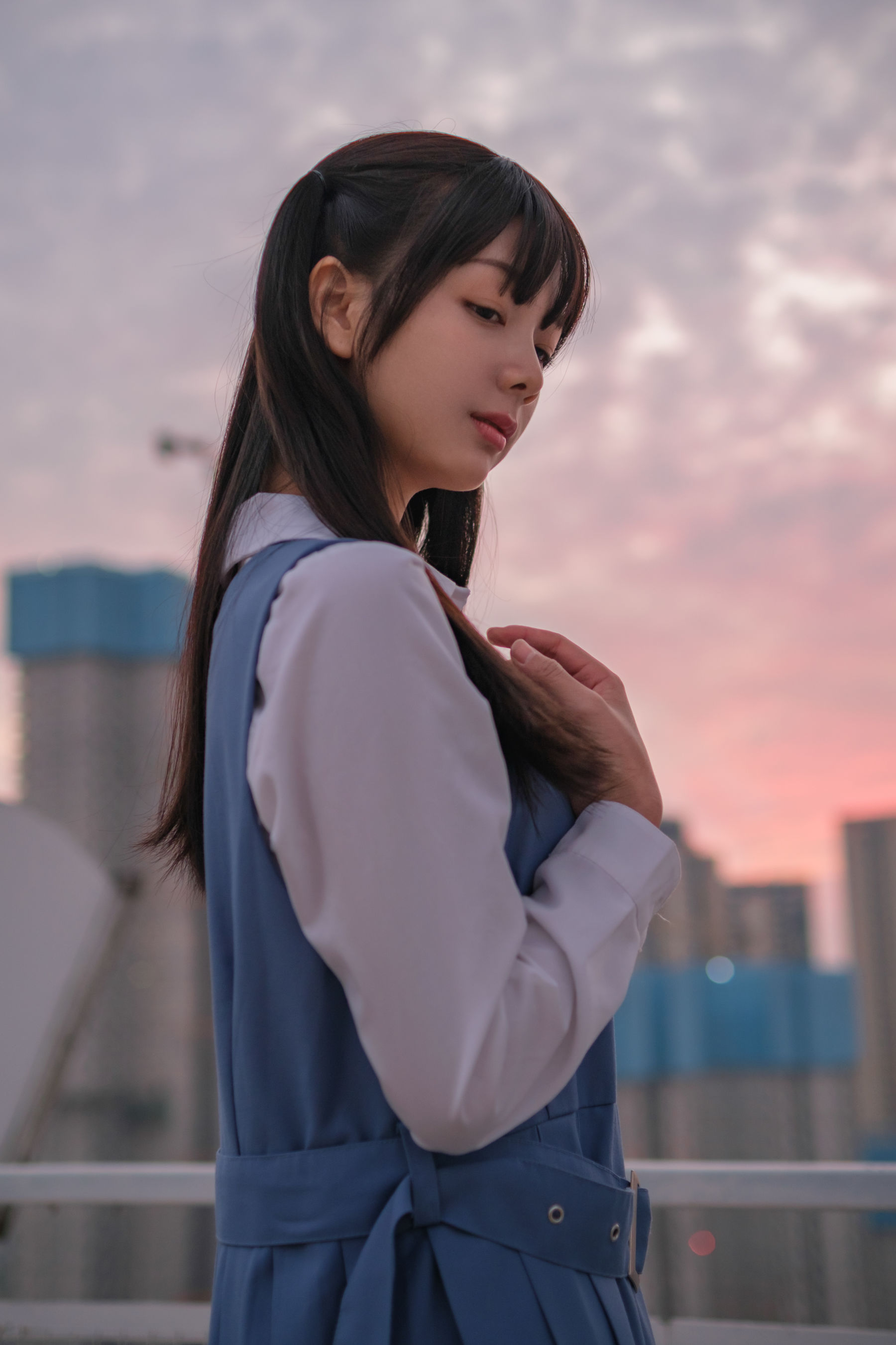 柴系小乖(稚乖画册) – 夜夜 天台真空80D白丝 Cosplay-第9张