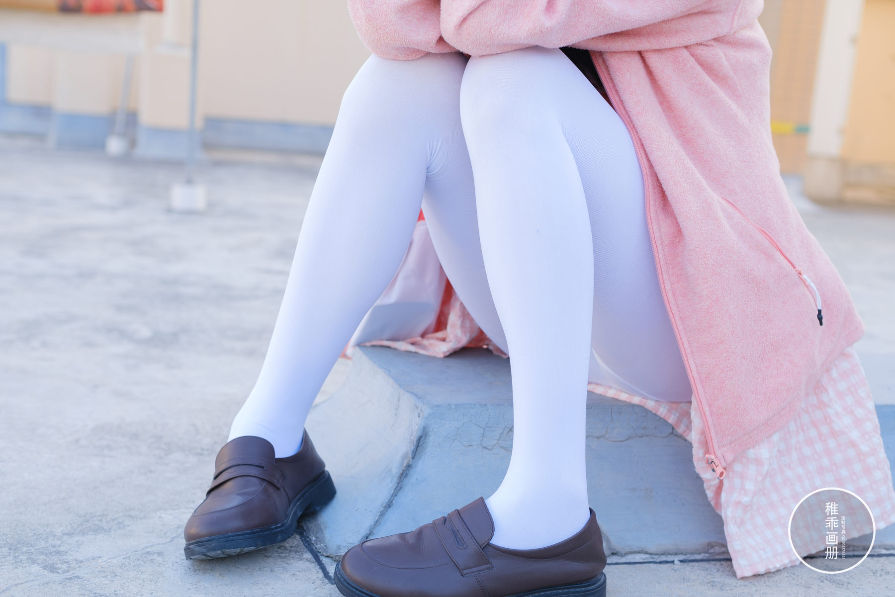 柴系小乖(稚乖画册) – 夜夜 天台粉裙 Cosplay-第3张