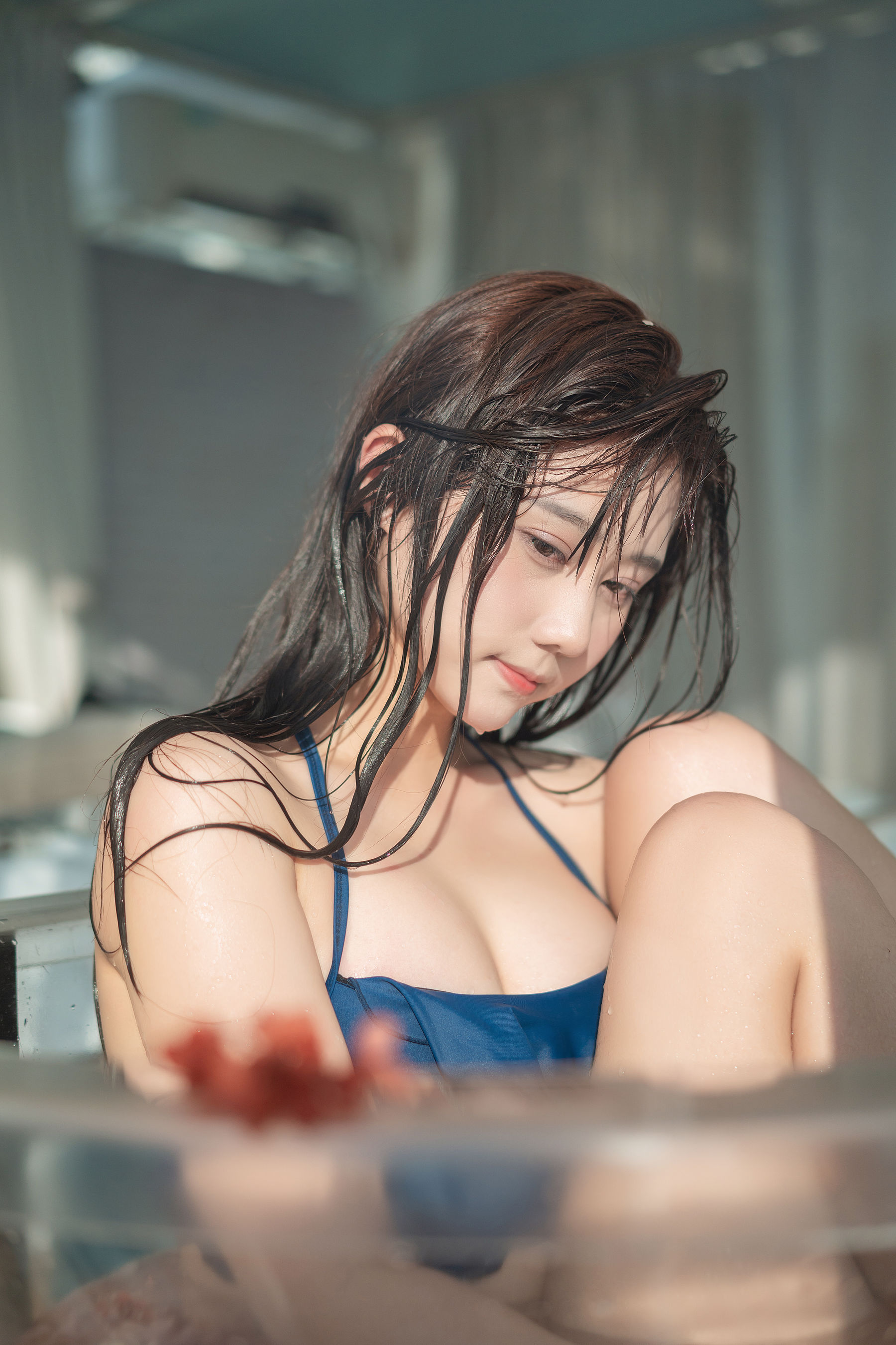 微博福利姬镜酱 私奔之泳衣 Cosplay-第32张