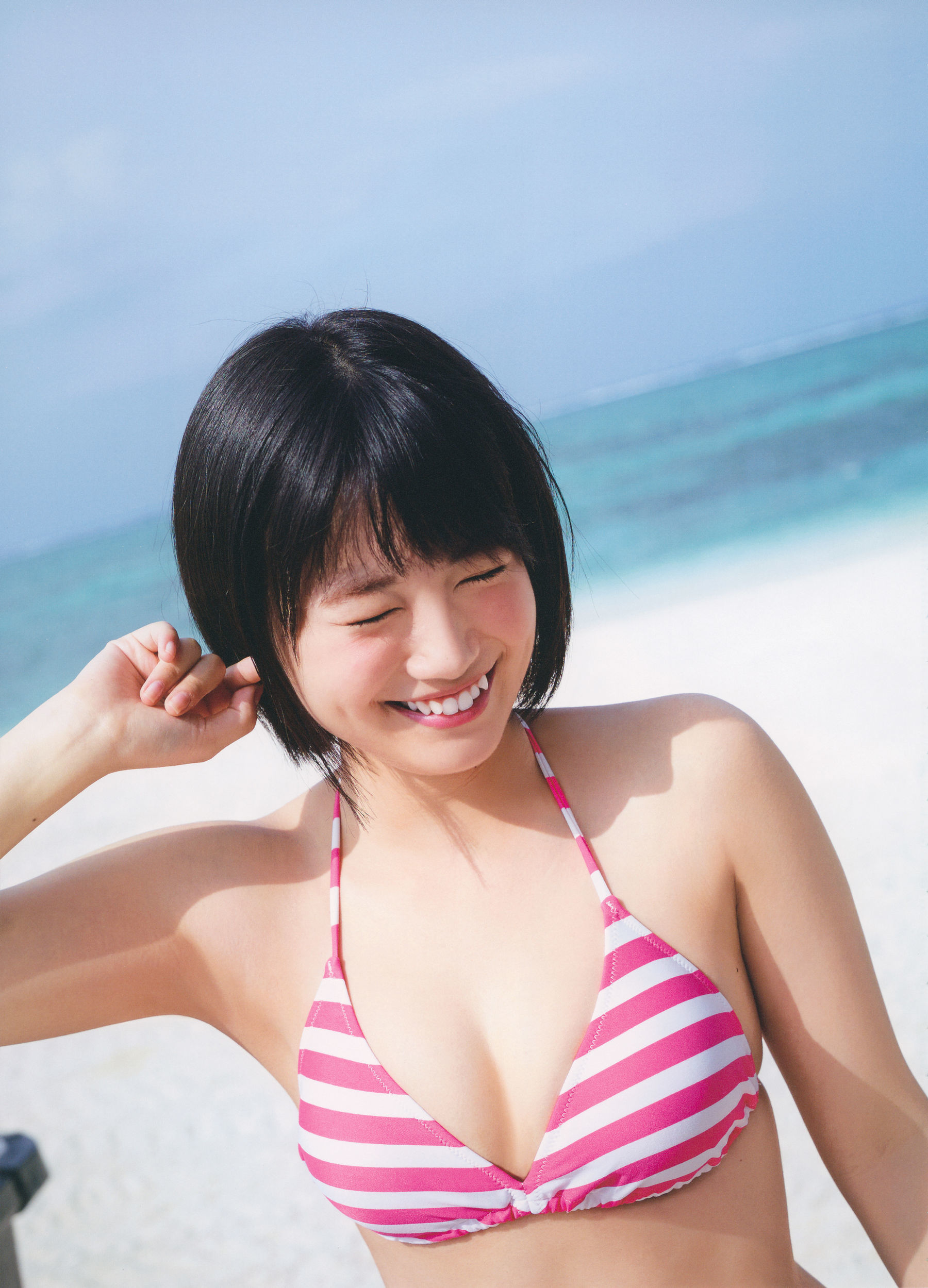 朝長美桜 ファースト写真集 日向 Cosplay-第6张