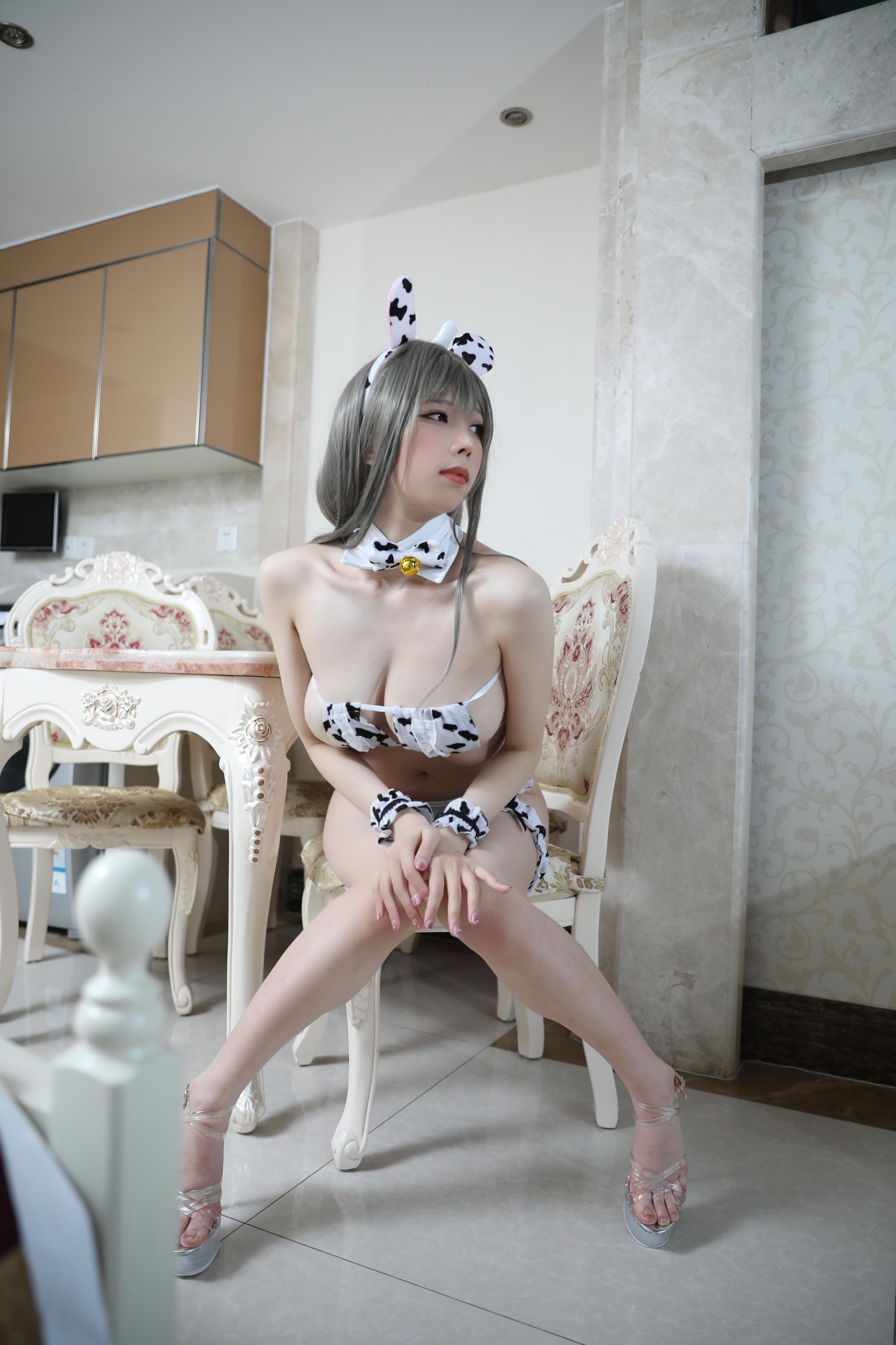 二次元巨乳美女鹿野希 – 小奶牛 Cosplay-第20张