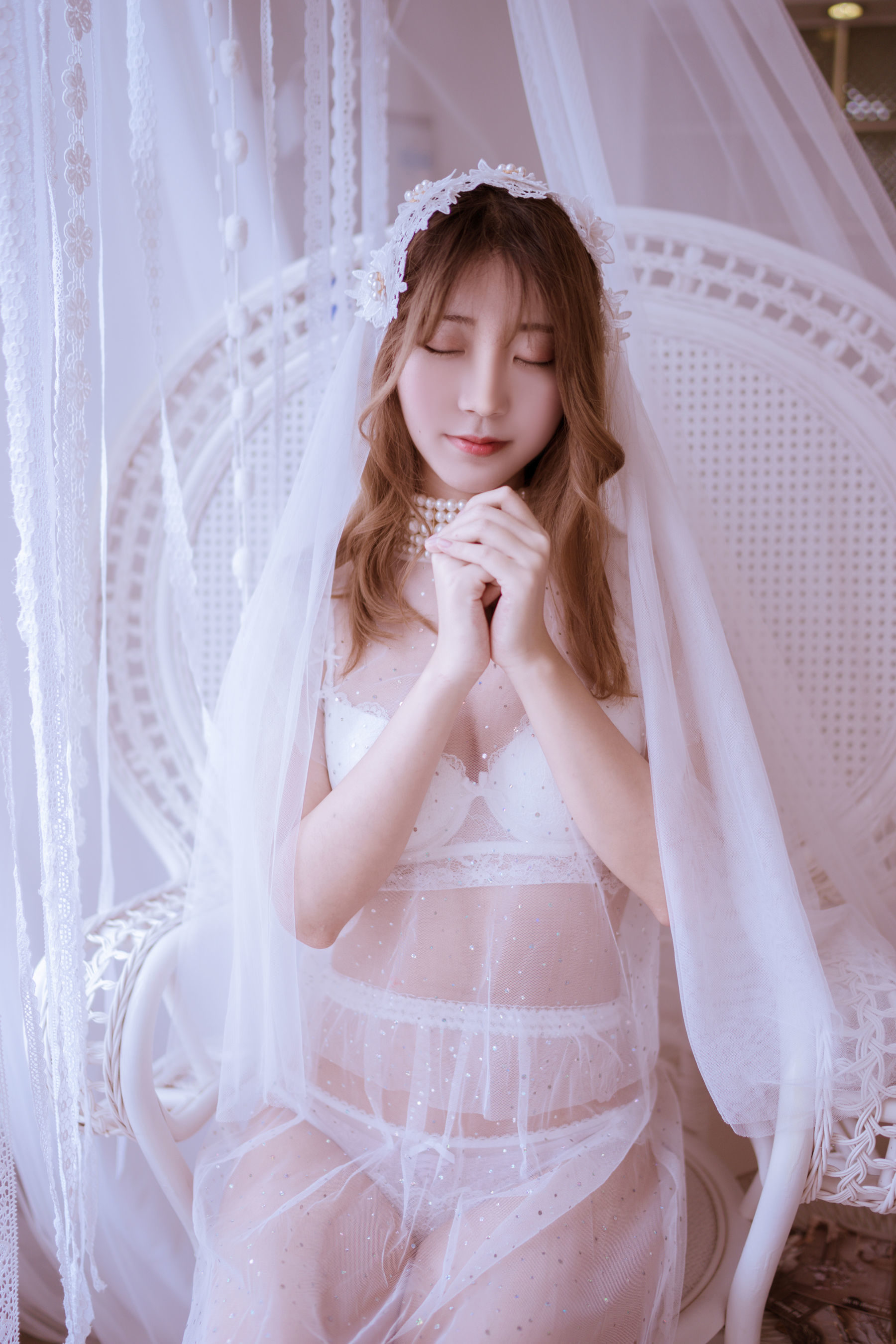 [萝莉COS] 黑川 – 年上彼女 婚纱+毛衣 Cosplay-第32张