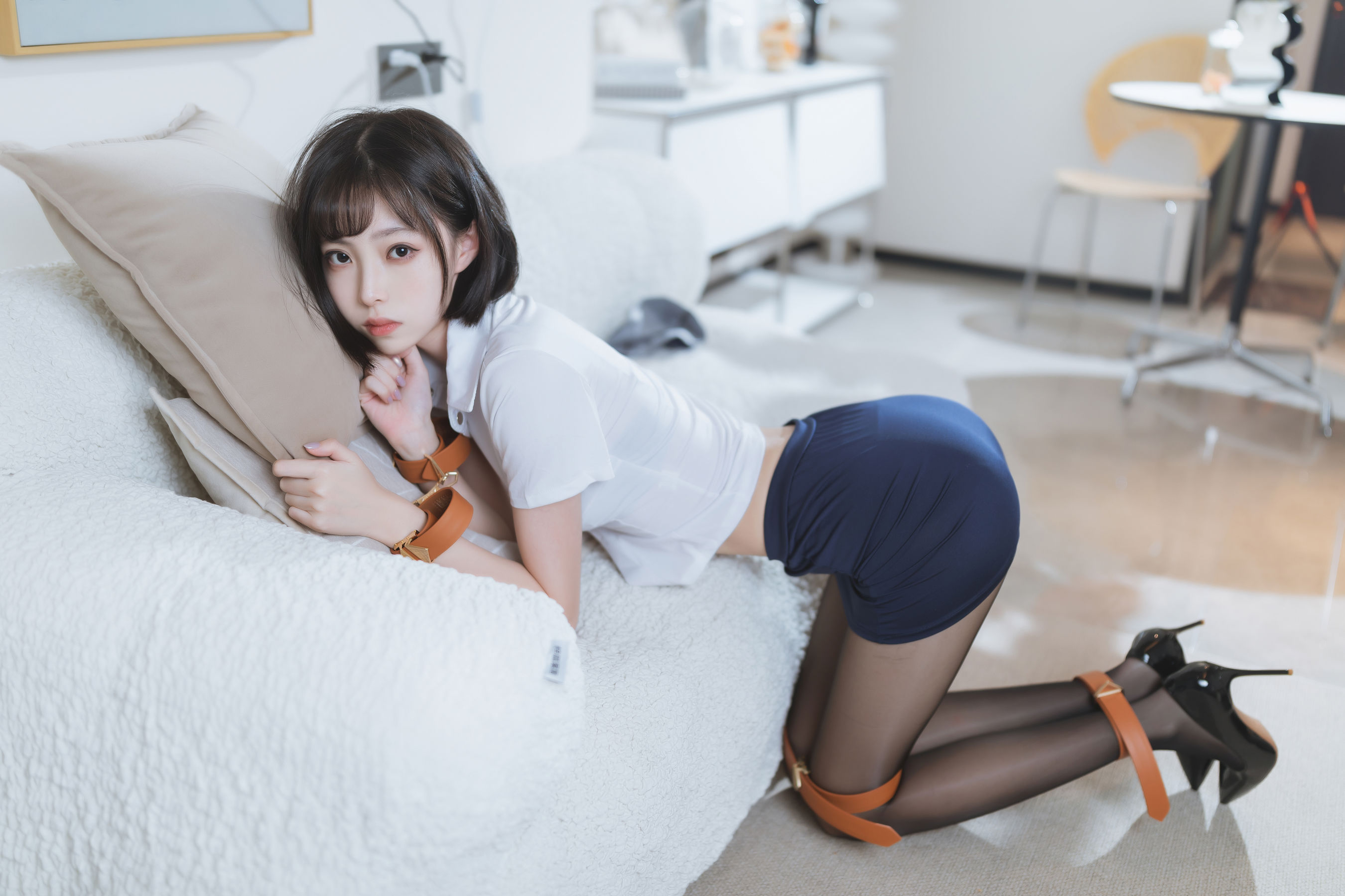 许岚(叁月life) – 束缚黑丝 Cosplay-第26张