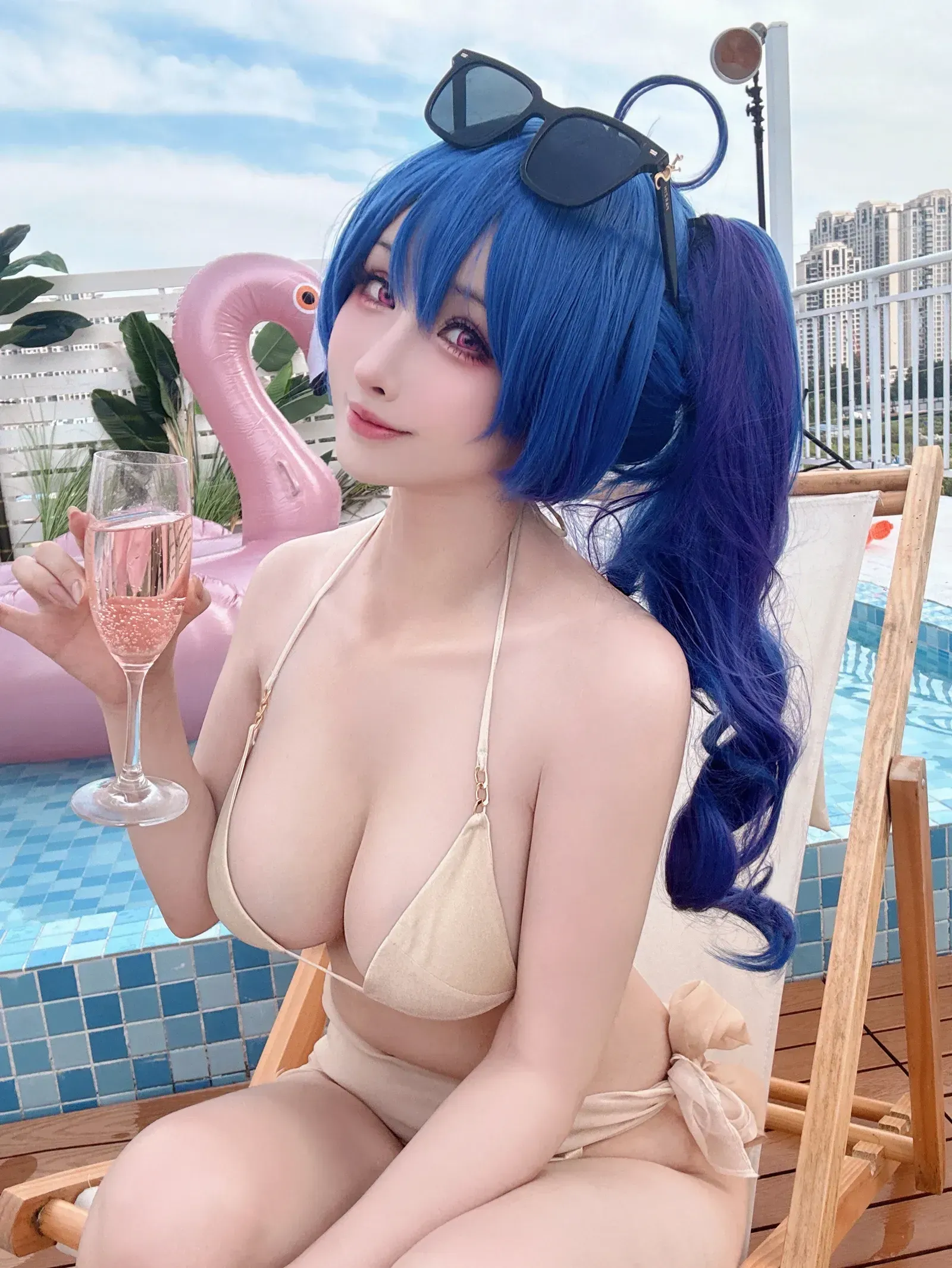 rioko凉凉子 – 圣路易斯 香槟色比基尼 Cosplay-第31张