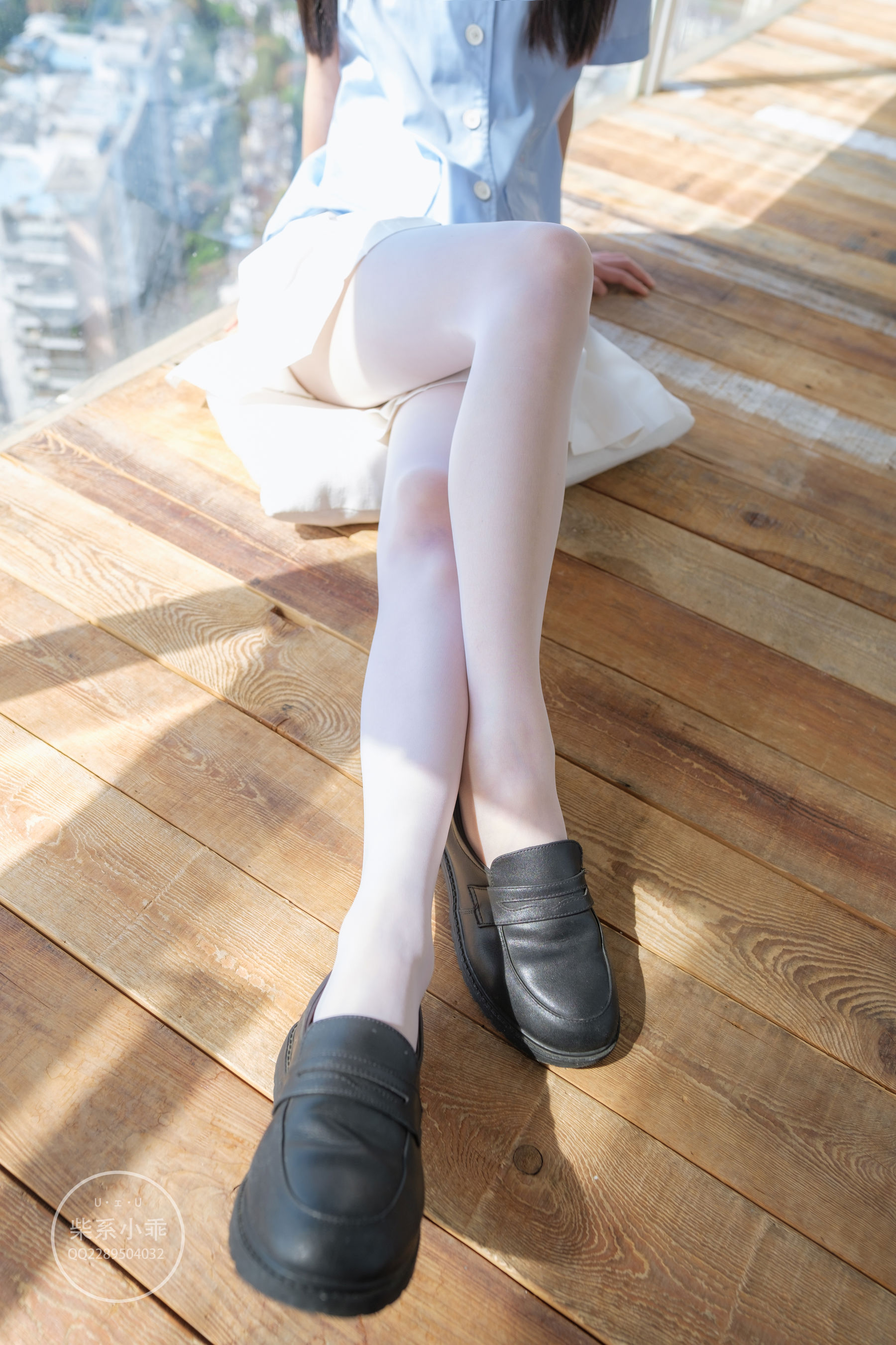 柴系小乖(稚乖画册) – 晴空 白丝双马尾 Cosplay-第1张