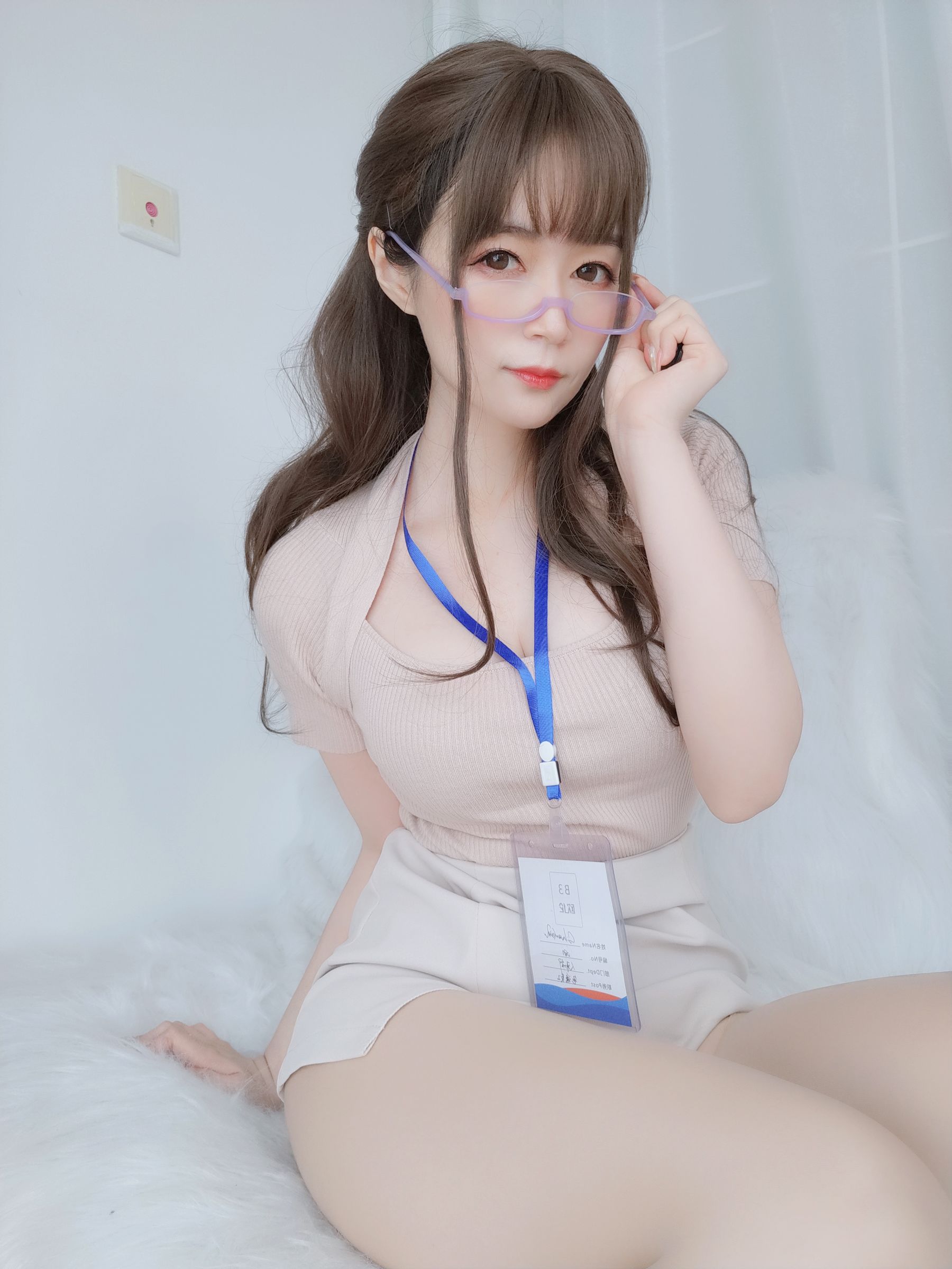 Coser小姐姐白银 – 私人医生 Cosplay-第23张