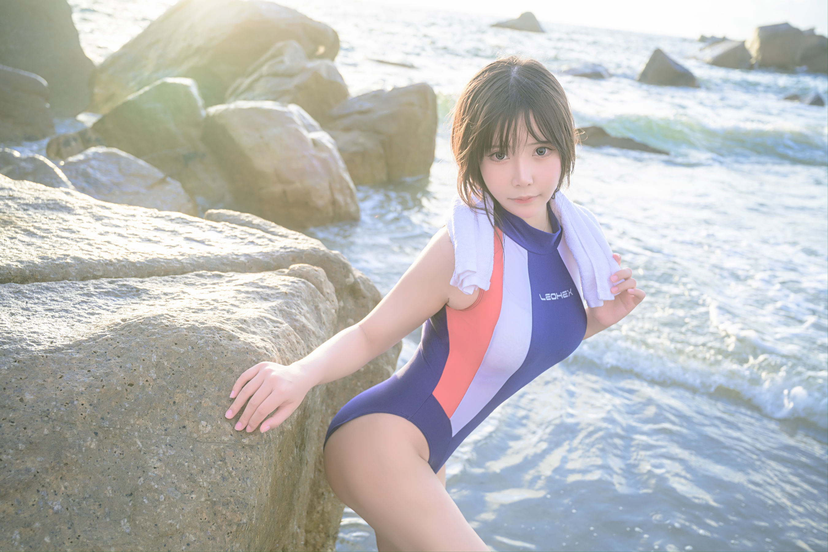 二次元妹子抱走莫子aa – 竞技泳衣 Cosplay-第58张