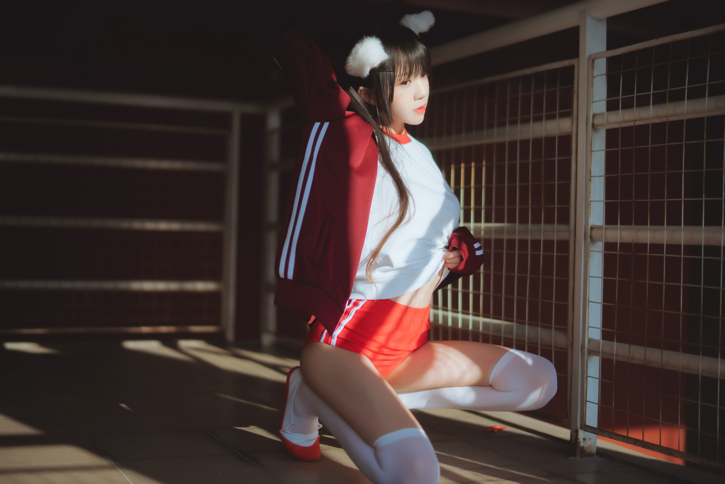 [萝莉COS] 桜桃喵 – 红色体操服 Cosplay-第2张