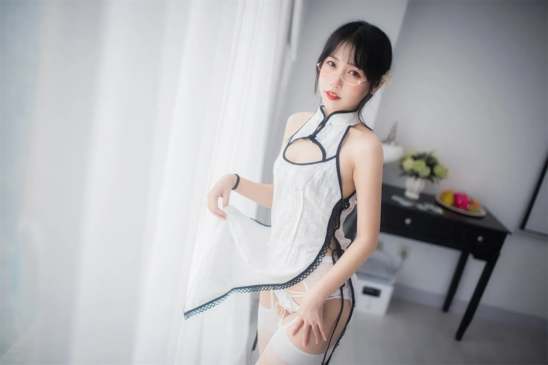 不呆猫 – 人妻白旗袍 Cosplay-第24张