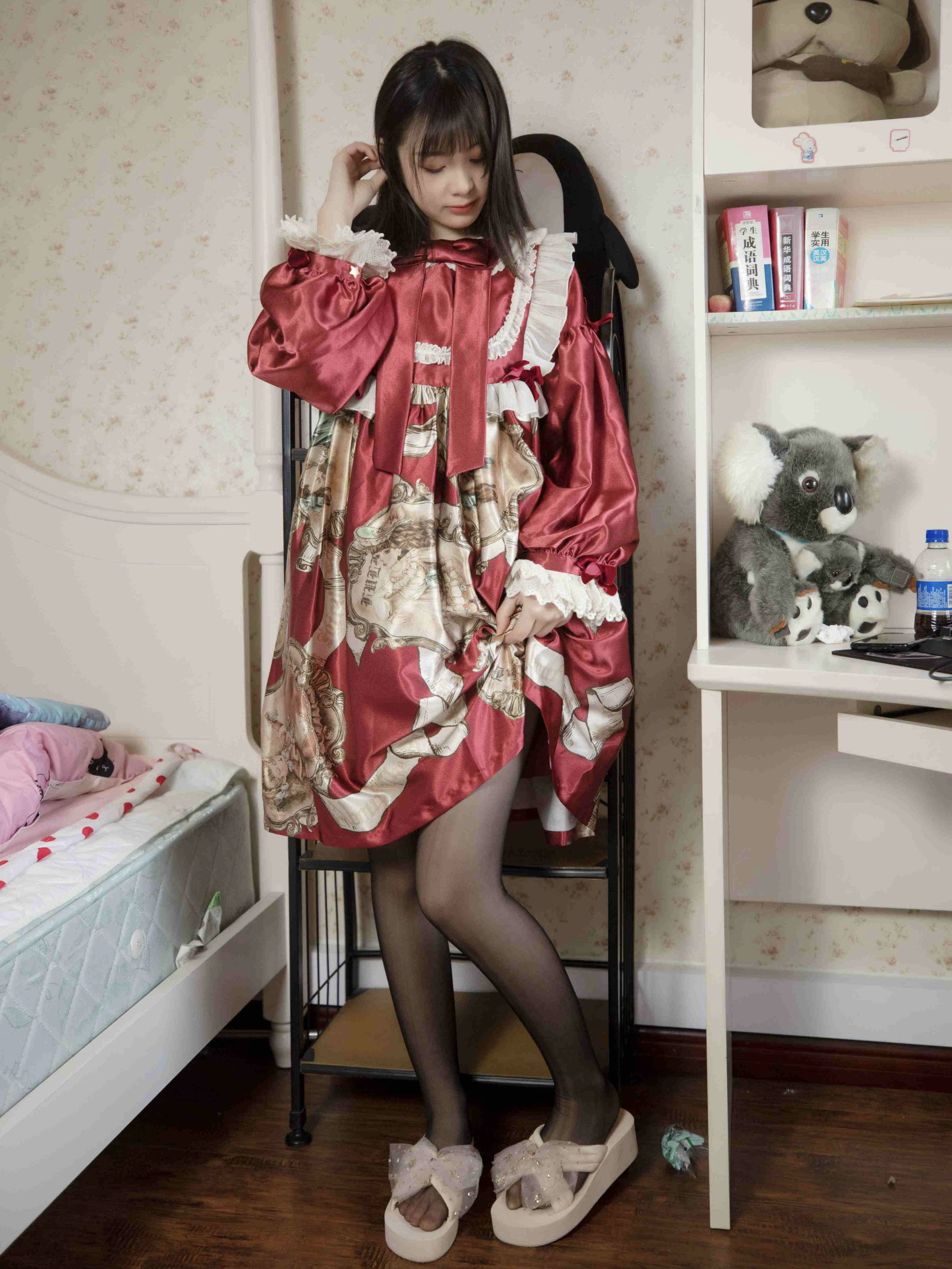 幻琪琪 – 红色Lolita 黑丝 Cosplay-第37张