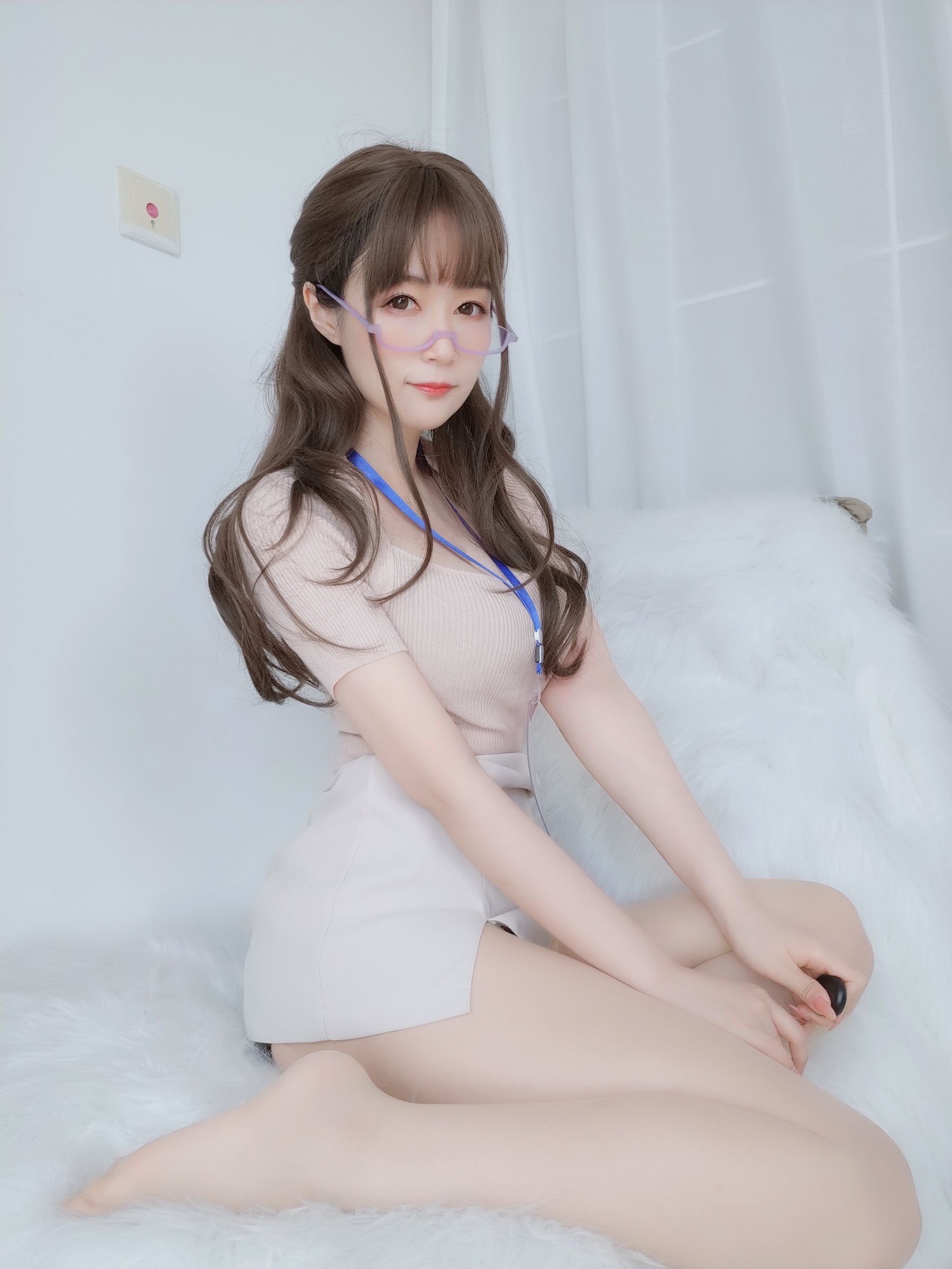 Coser小姐姐白银 – 私人医生 Cosplay-第32张